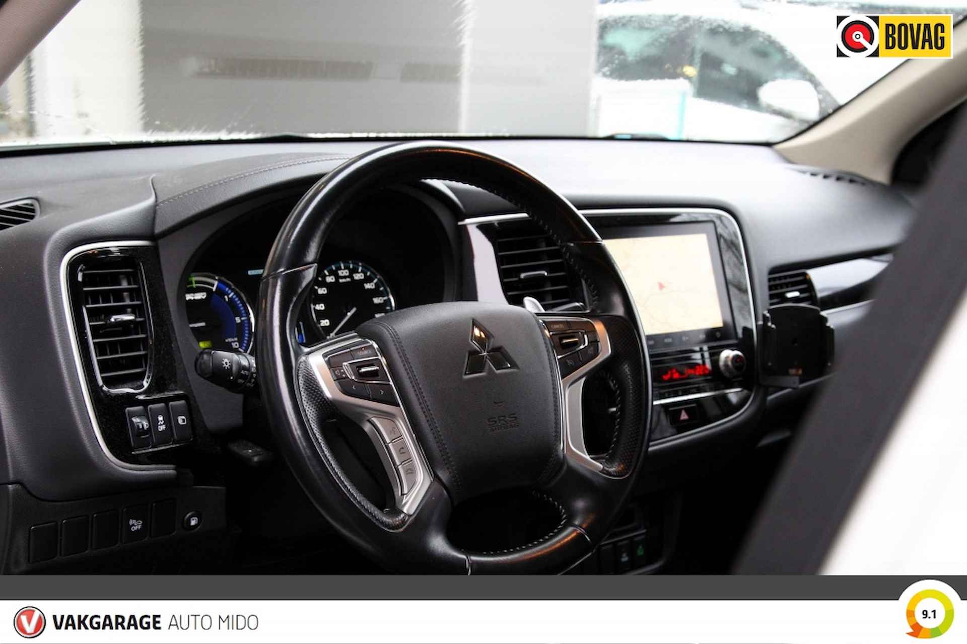 Mitsubishi Outlander 2.4 PHEV Intense 4WD -Trekhaak- -Stand kachel- - 9/36