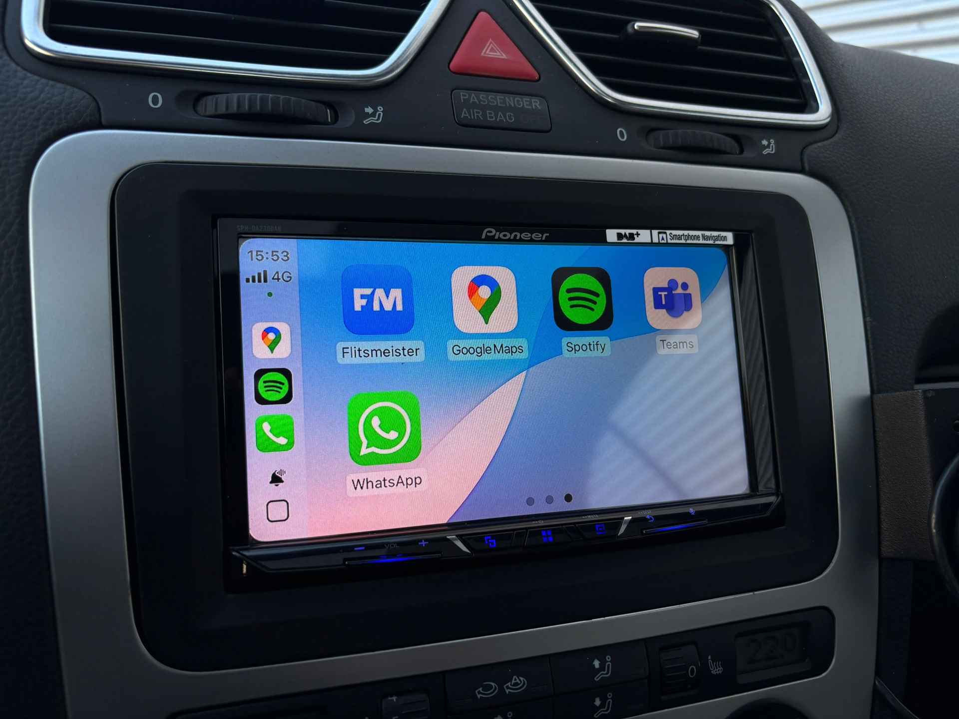 Volkswagen Eos 2.0 T-FSI DSG|Carplay|Trekhaak|2eEig.|Goed-onderhouden - 26/29