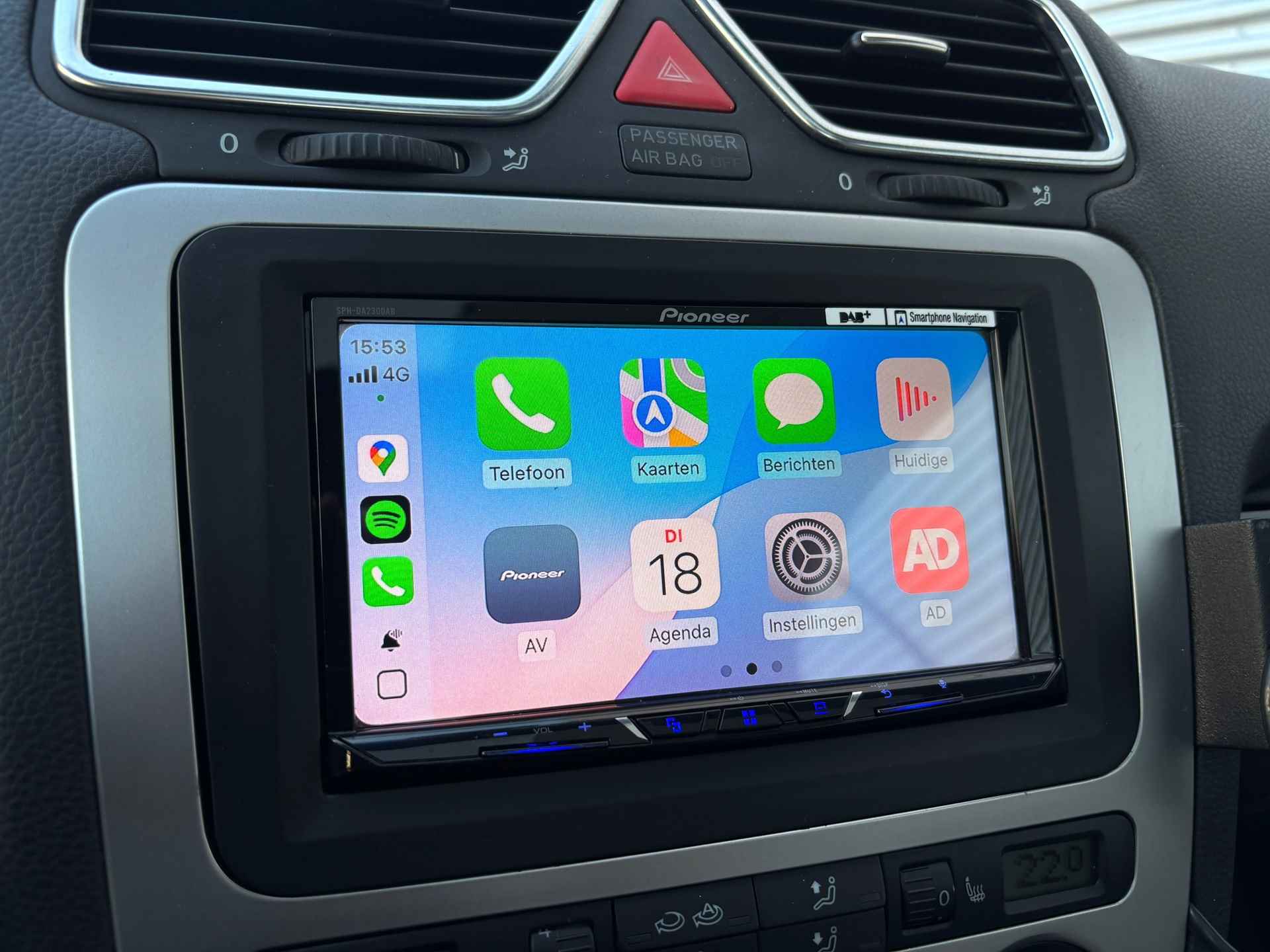 Volkswagen Eos 2.0 T-FSI DSG|Carplay|Trekhaak|2eEig.|Goed-onderhouden - 27/29