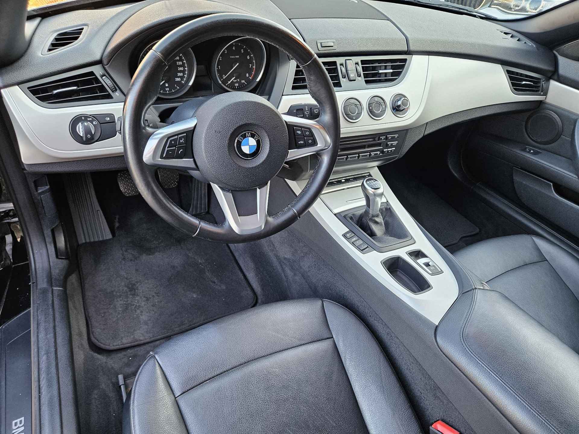 BMW Z4 Roadster sDrive23i /Apple Carplay/Bi-Xenon/Parkeersens. V+A/Stoelverw./Multifunctioneel stuur/Airco/(MET GARANTIE*) - 10/31