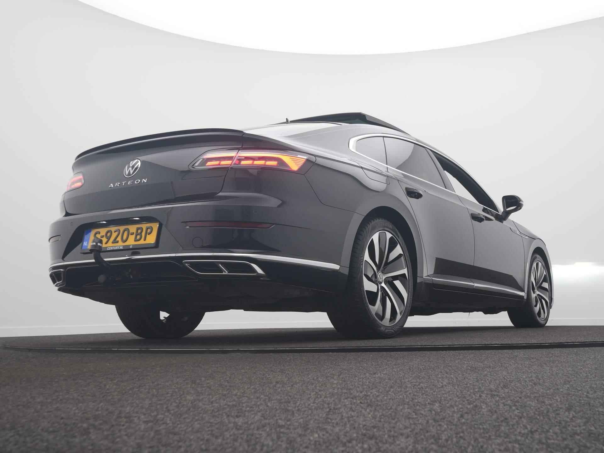 Volkswagen Arteon 2.0 TSI R-Line Business+ DSG / Panodak / Trekhaak / 360 Camera / Sfeerverlichting - 10/59