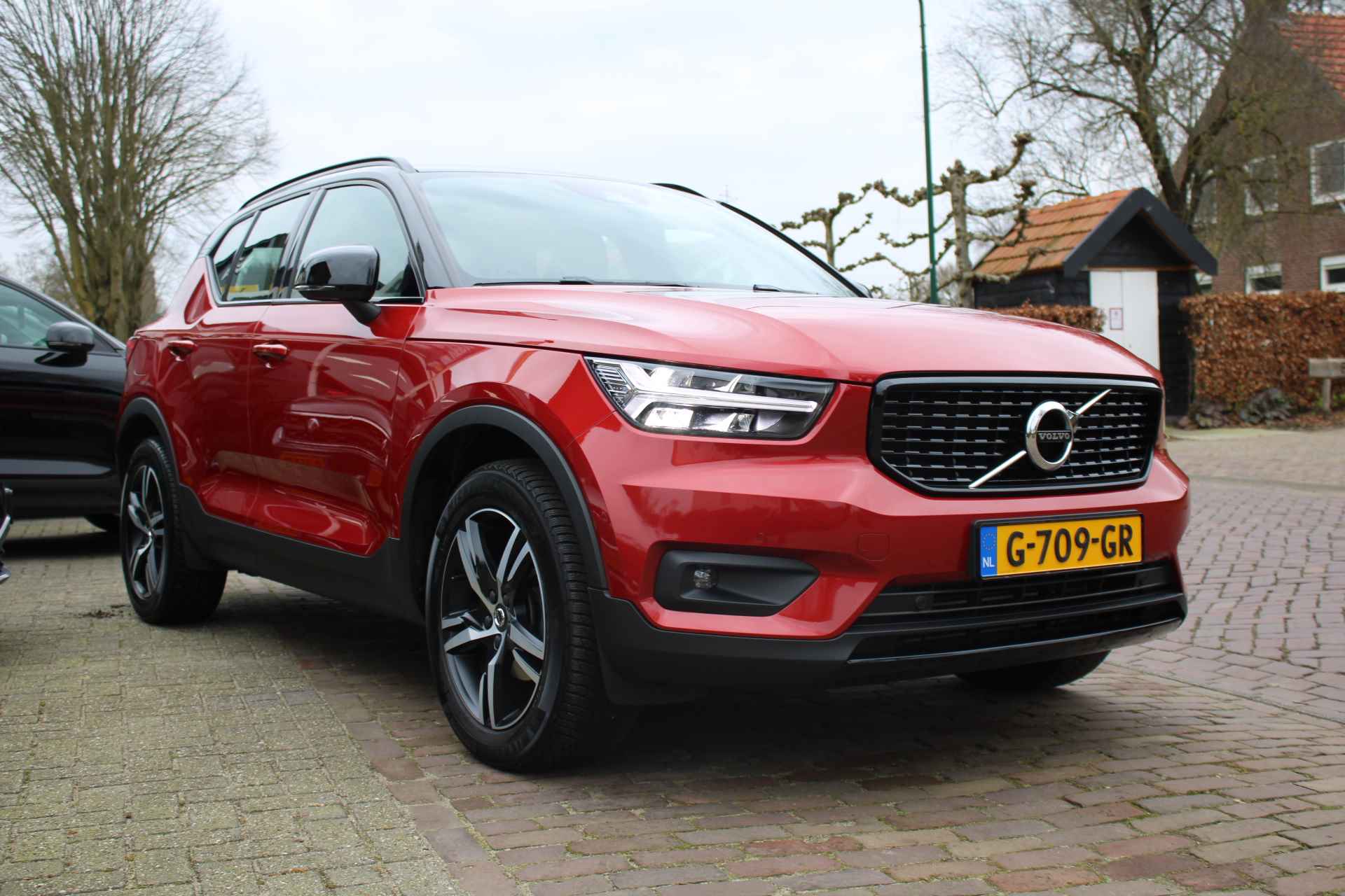 Volvo Xc40 T3 163PK Geartronic R-Design + 18"/ Navi/ Clima/ Full-LED/ Camera/ Trekhaak/ NL auto - 7/45