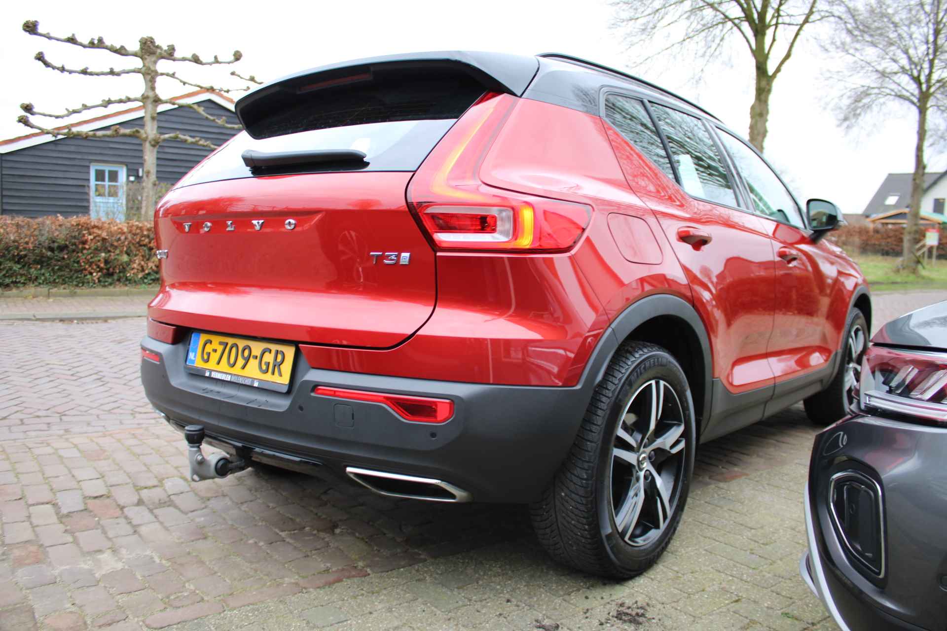 Volvo Xc40 T3 163PK Geartronic R-Design + 18"/ Navi/ Clima/ Full-LED/ Camera/ Trekhaak/ NL auto - 8/45