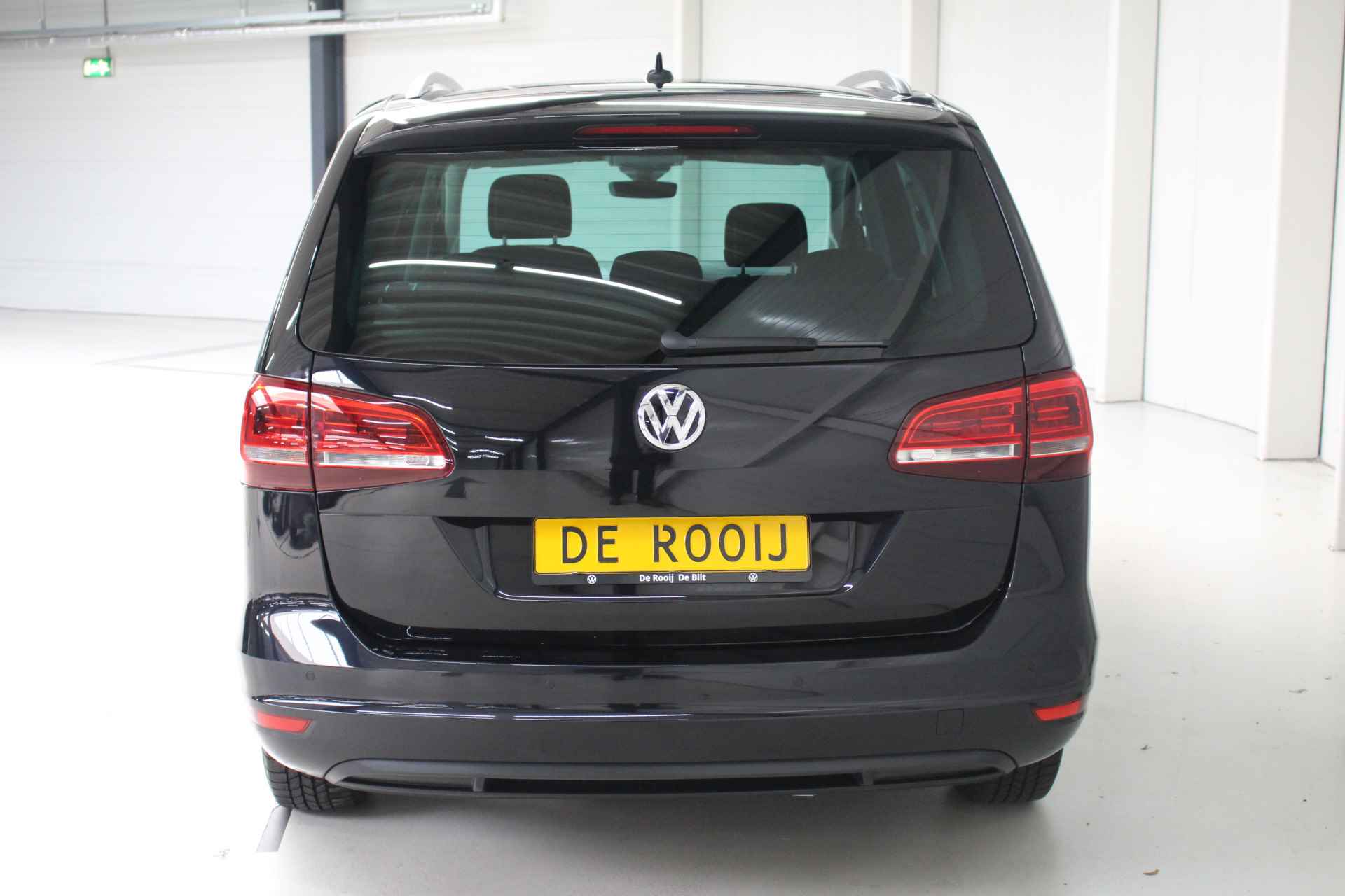Volkswagen Sharan 1.4 TSI DSG 150PK 7-Persoons Navigatie | Climate Control | Stoelverwarming | - 5/25