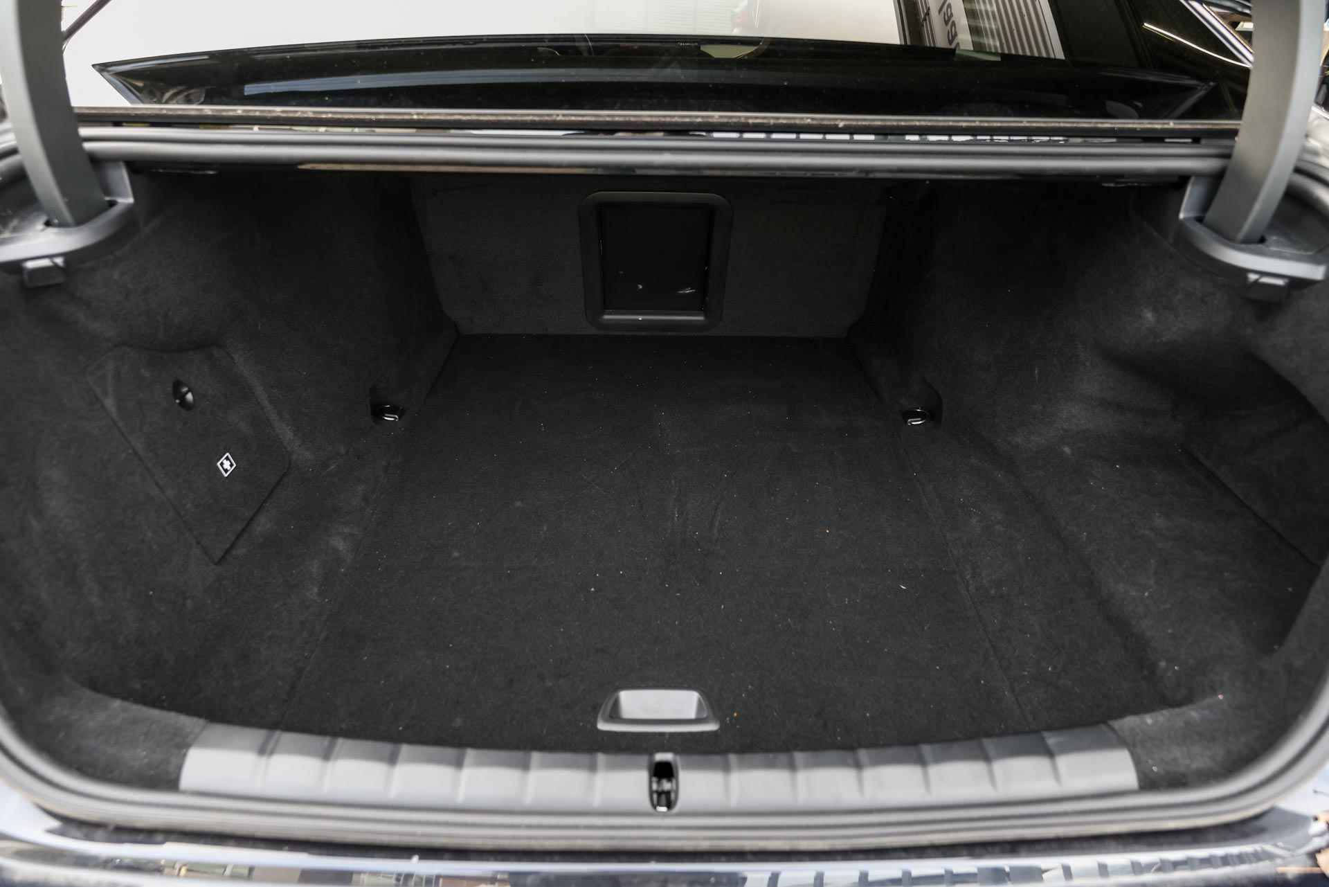 BMW i7 xDrive60 High Executive M Sport / Panoramadak Sky Lounge / Head-Up /  Massagefunctie  voor + achter / Bowers & Wilkins / Active Steering / Parking Assistant Professional / Stoelventilatie - 44/45