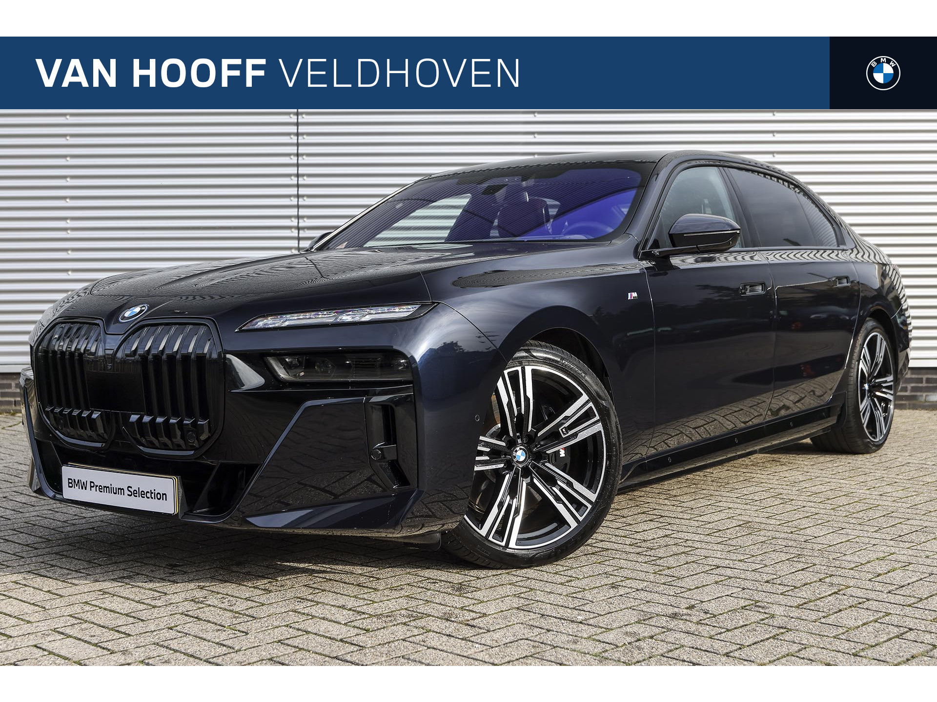 BMW i7 xDrive60 High Executive M Sport / Panoramadak Sky Lounge / Head-Up /  Massagefunctie  voor + achter / Bowers & Wilkins / Active Steering / Parking Assistant Professional / Stoelventilatie