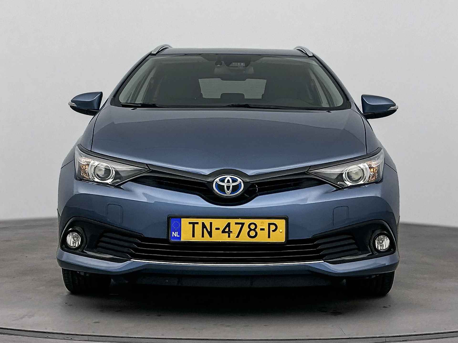 Toyota Auris Touring Sports 1.8 Hybrid Energy Plus | Navigatie | Climate Control | Cruise Control | Trekhaak | Parkeersensoren achter | - 26/41