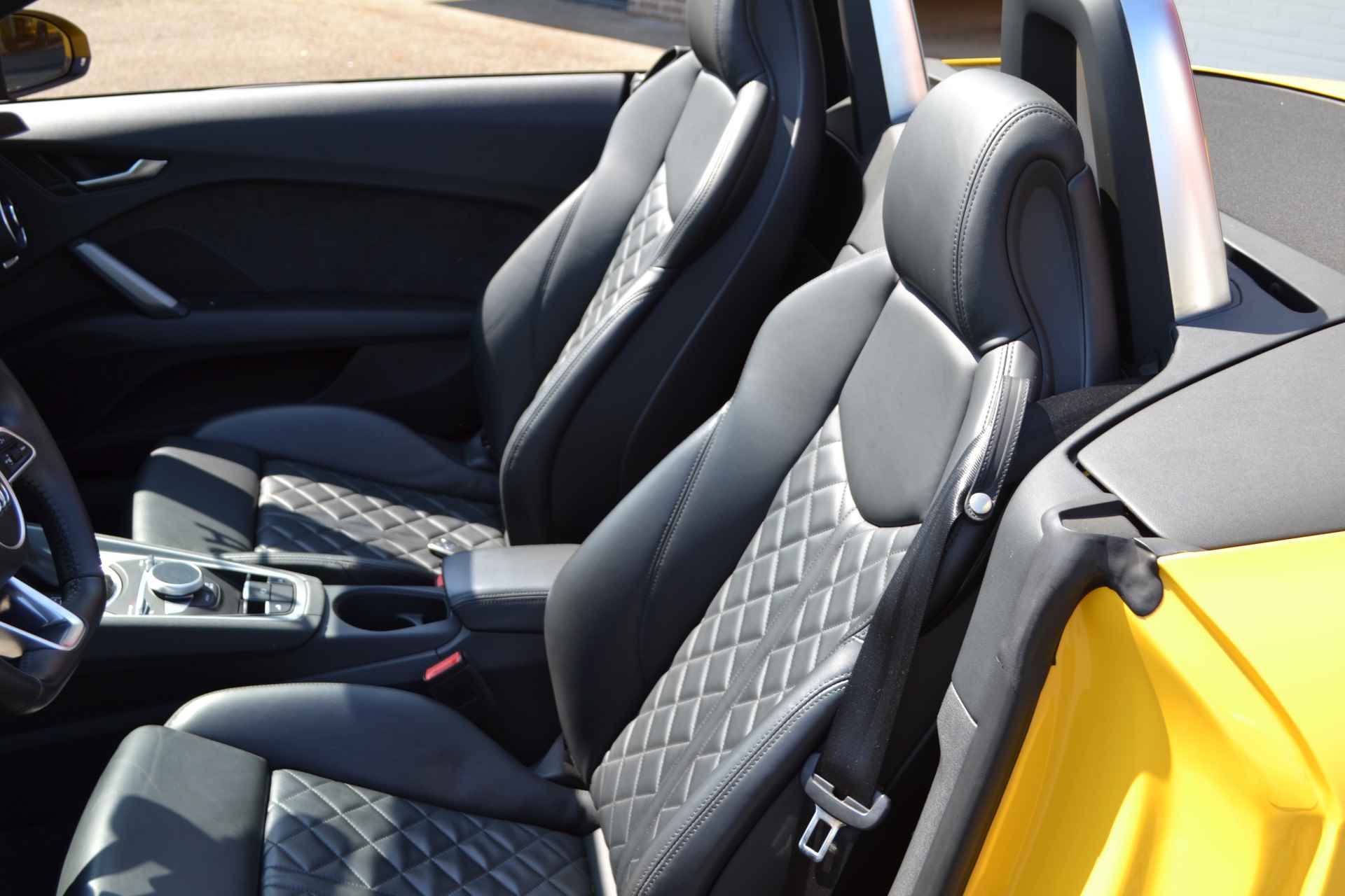 Audi TT Roadster 40 TFSI, Pro, S-Line, Automaat, Luxe Leder !, Led, Full Navi, etc etc - 25/35