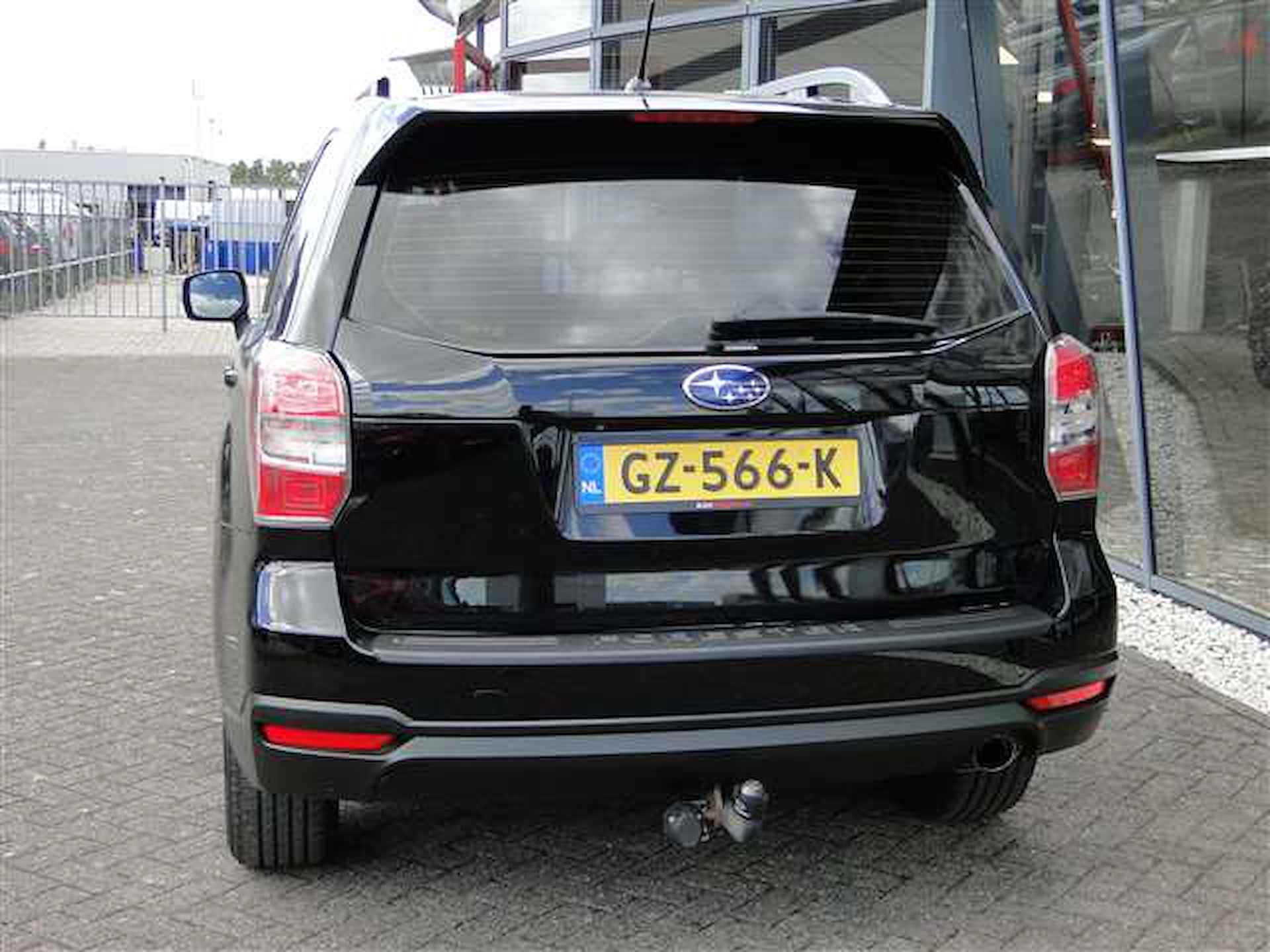 Subaru Forester 2.0 AWD Luxury | Trekhaak | Leer | 2e Eigenaar | Extra Zomerset - 18/22