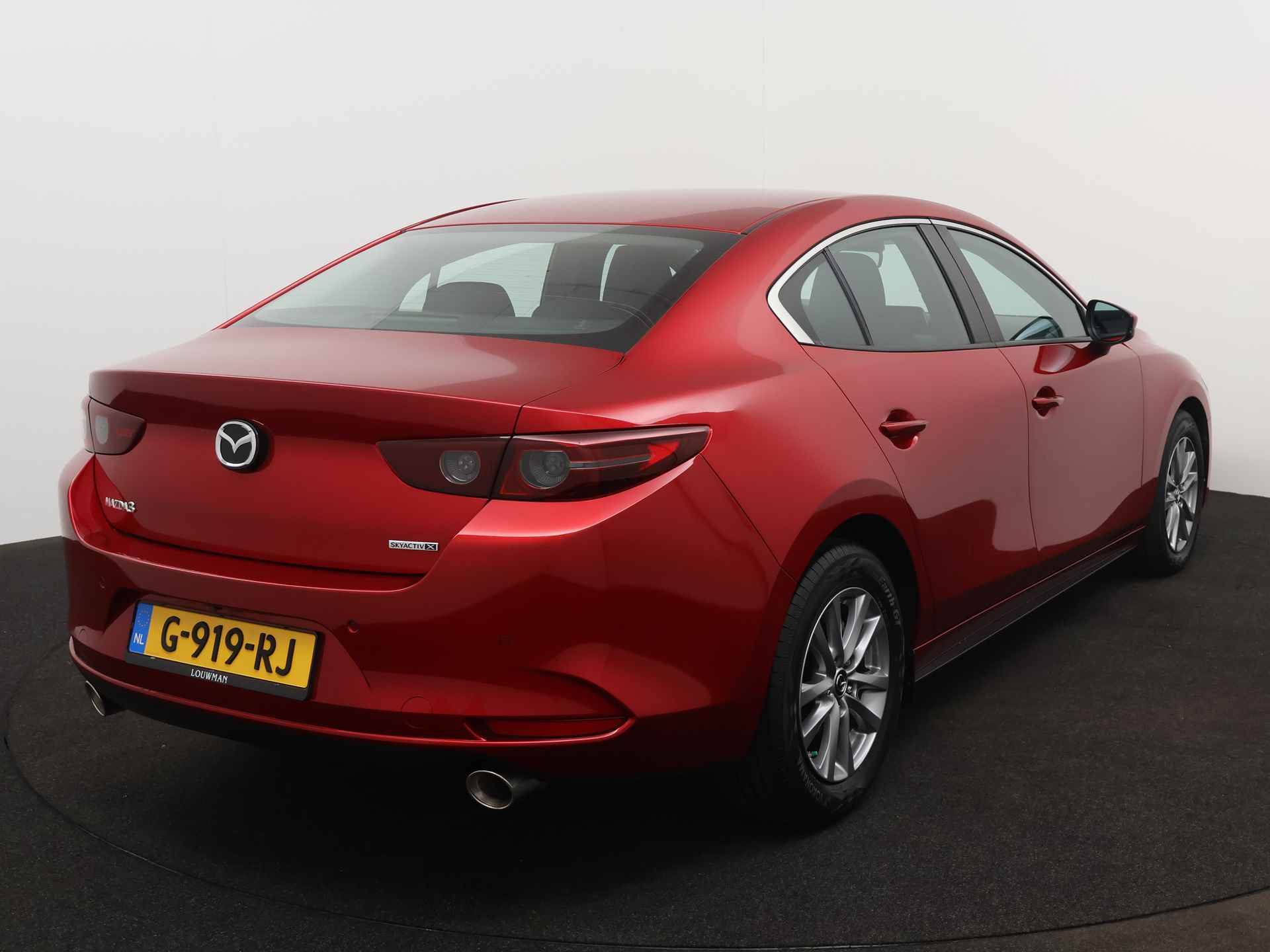 Mazda 3 2.0 e-SkyActiv-X M Hybrid 180 Comfort met Bose | Navigatie | Adaptive Cruise Control | Achteruitrijcamera | Climate Control | Stoelverwarming | Parkeersensoren | - 17/42