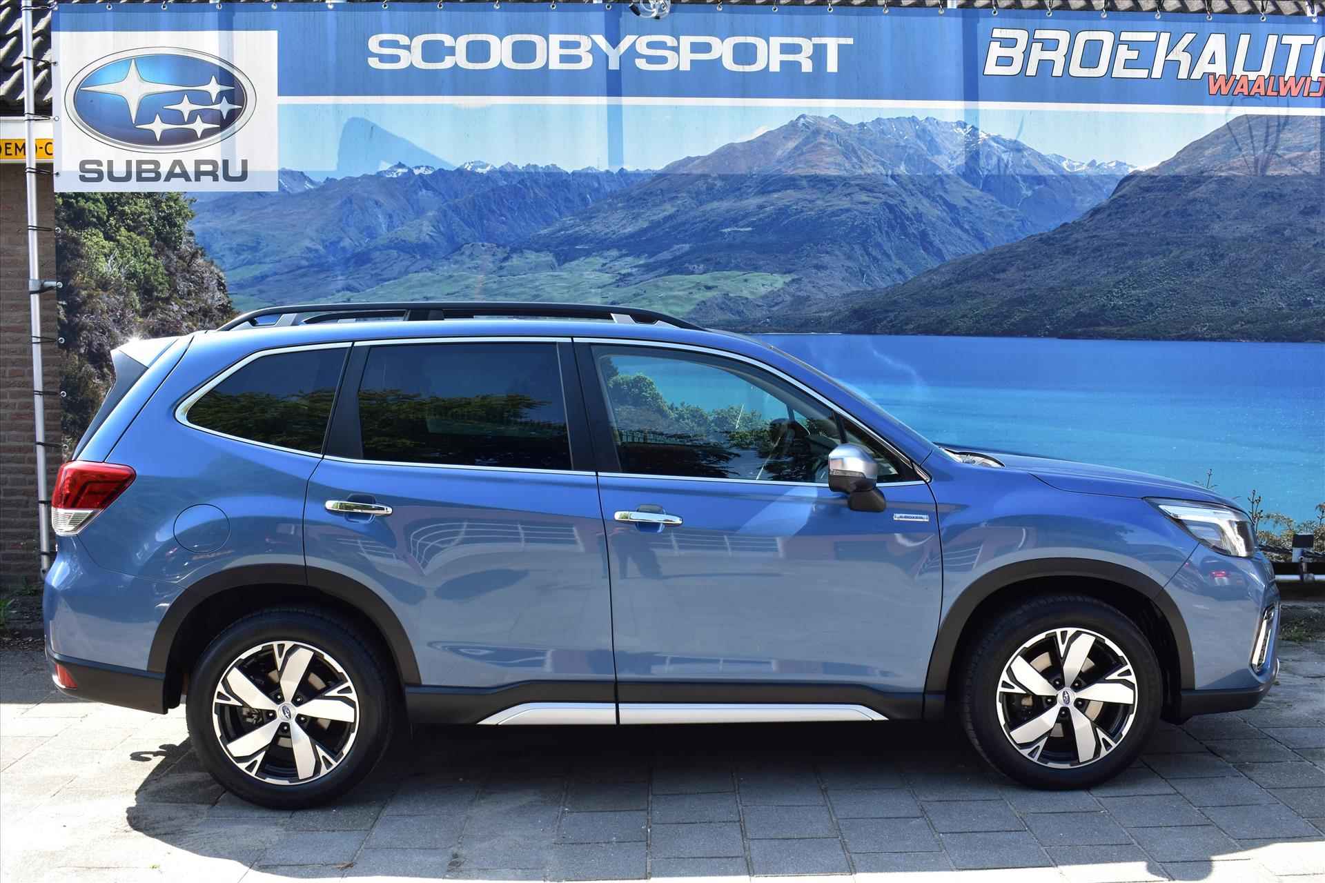 Subaru Forester 2.0i e-BOXER MHEV CVT First Edition - 36/52