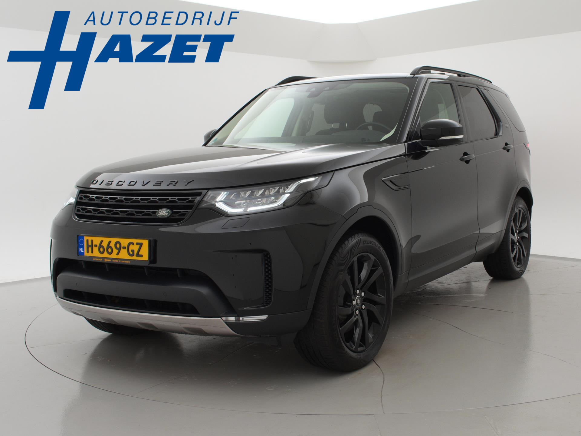Land Rover Discovery 3.0 Si6 V6 340 PK 7-PERS. HSE LUXURY + PANORAMA / KOELKAST / TREKHAAK / DAB+ / LED / CAMERA bij viaBOVAG.nl