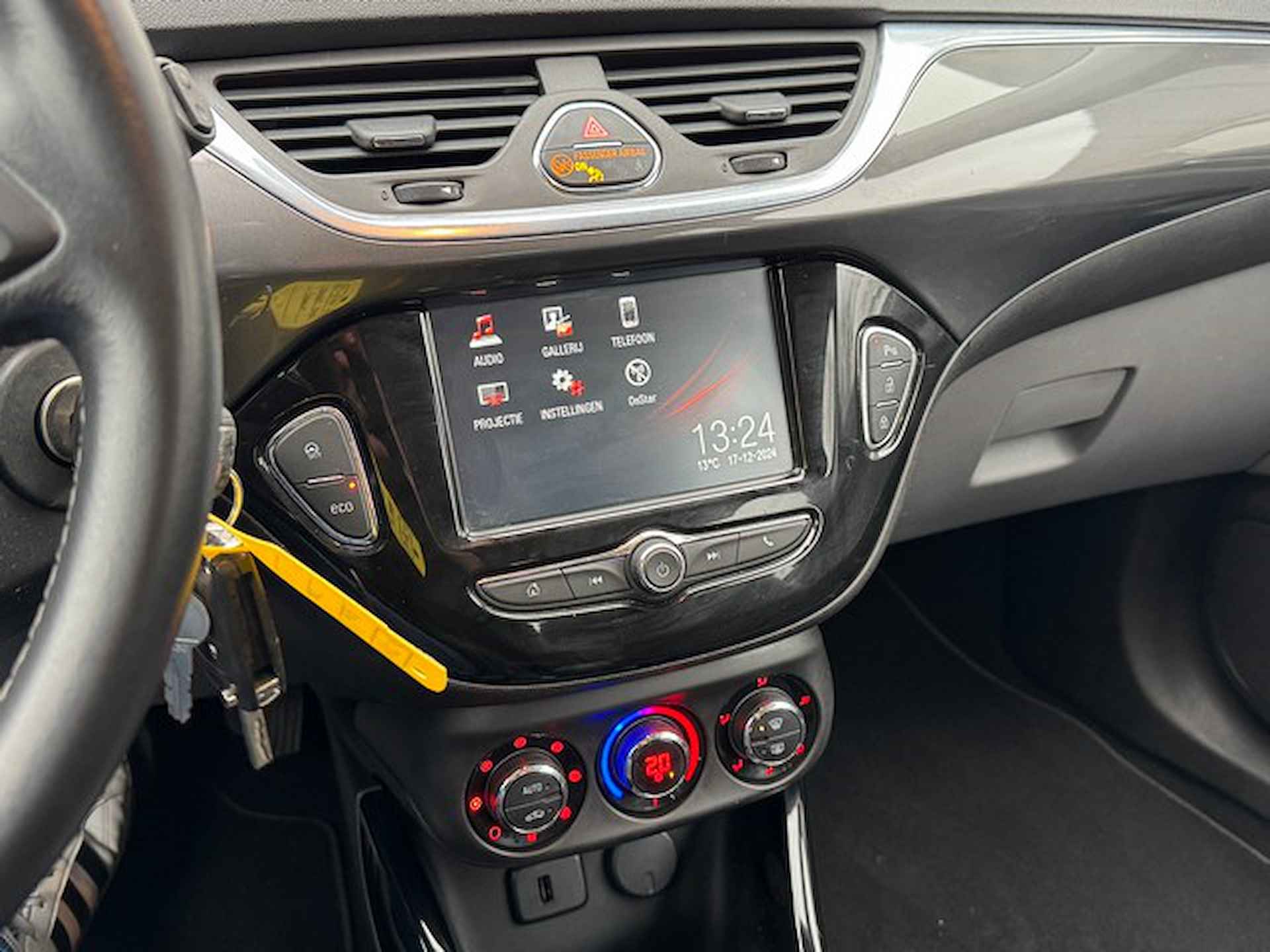 Opel Corsa 1.4 Innovation met CarPlay Navigatie, Climate Controle, 16inch Velgen - 10/19