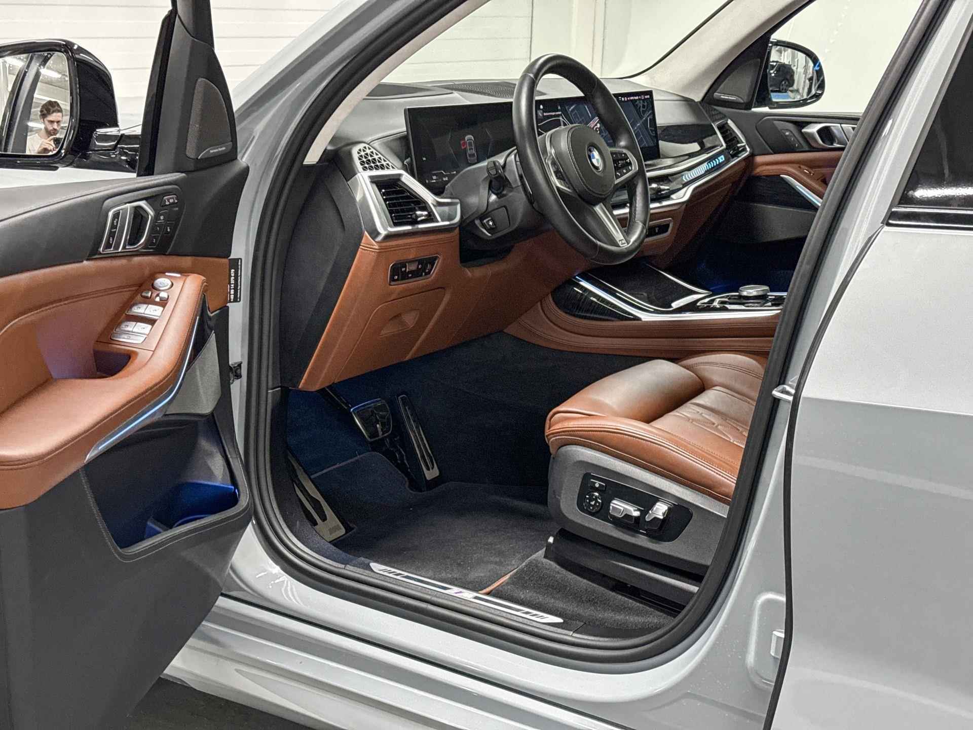 BMW X7 xDrive40d High Executive l M-Sport Pro | Summer Sale 100 - 10/30