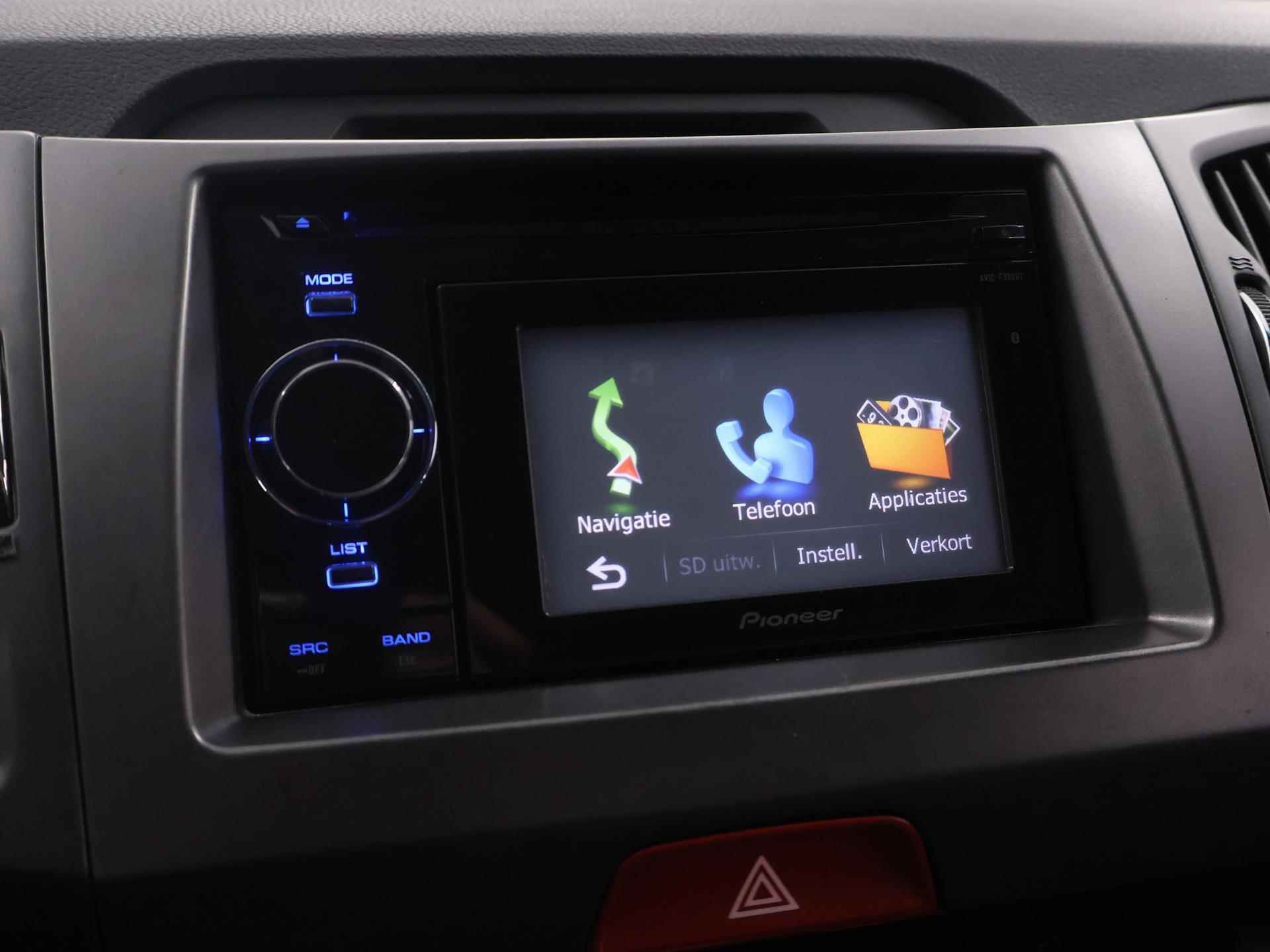 Kia Sportage 2.0 X-ecutive Plus Pack | Navigatie | Climate Control | Parkeersensoren | Bluetooth - 15/32