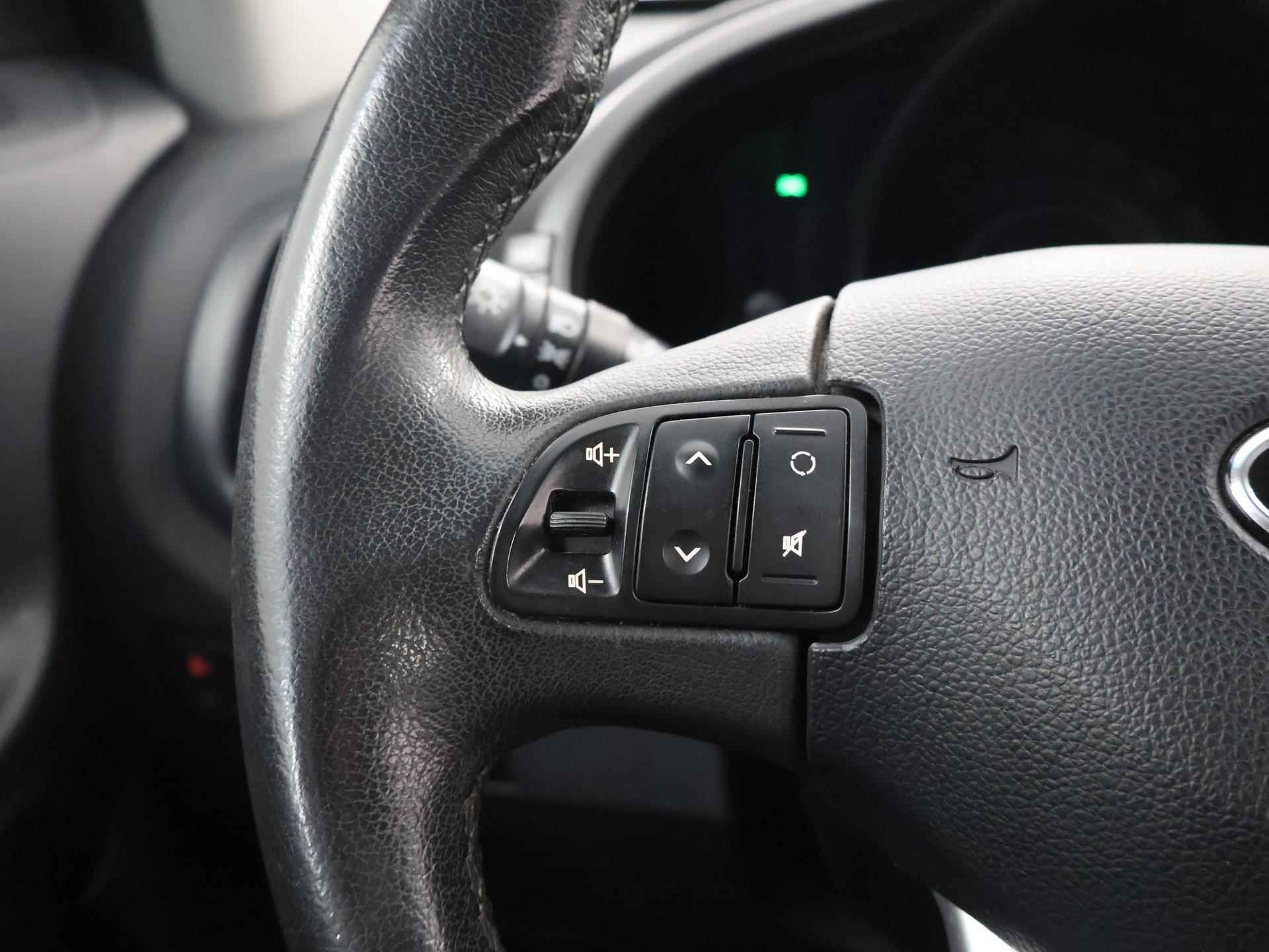 Kia Sportage 2.0 X-ecutive Plus Pack | Navigatie | Climate Control | Parkeersensoren | Bluetooth - 24/32