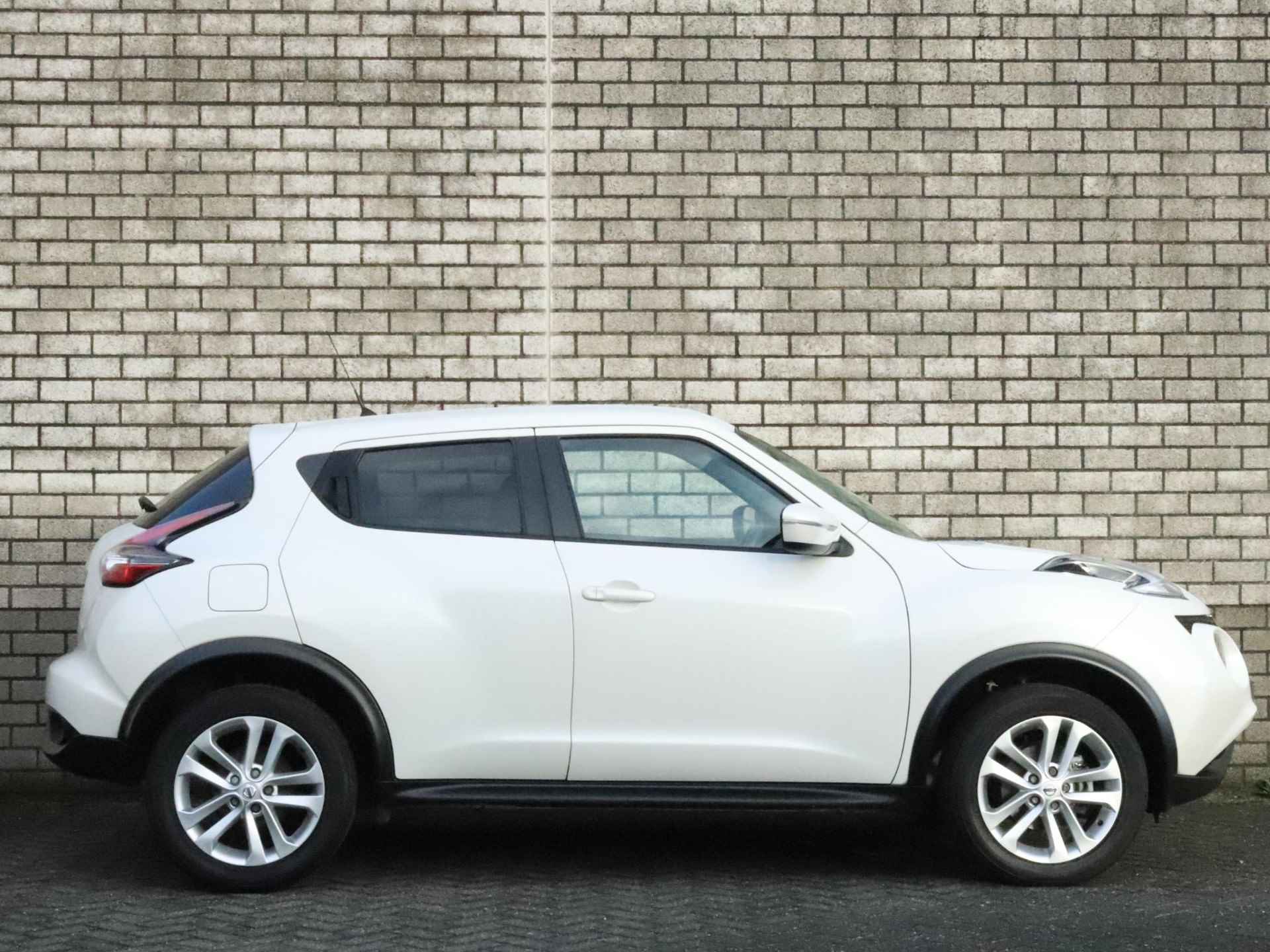 Nissan Juke 1.2 DIG-T 115 Acenta | Navigatie | Achteruitrijcamera - 17/32