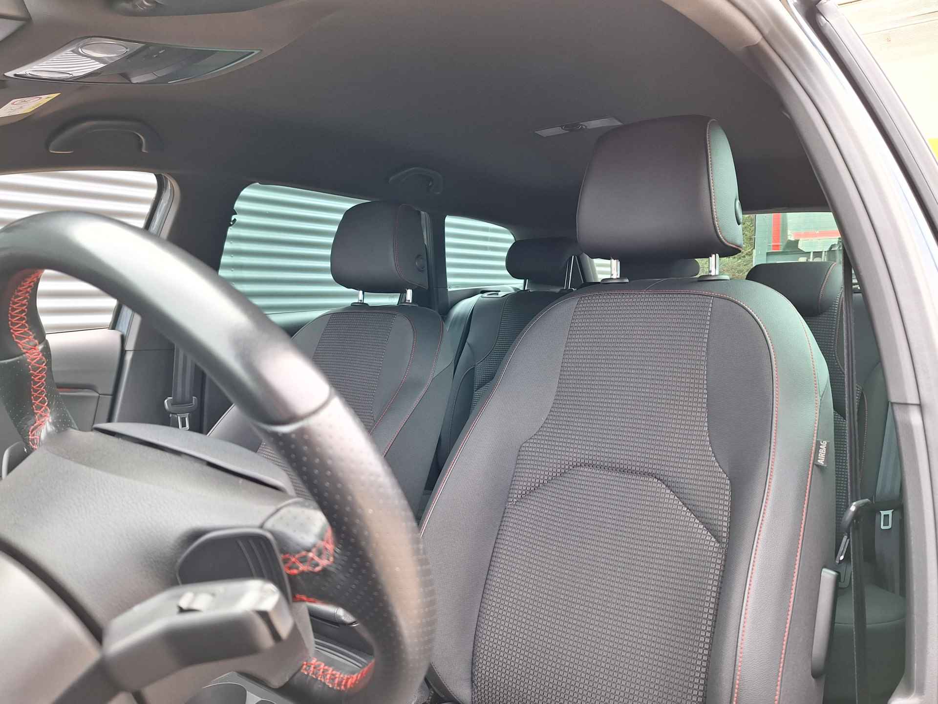 SEAT León ST 1.5 TSI FR Business Intense 150 pk | Automaat | Navigatie | Parkeersensoren en Camera | Apple Carplay en Android Auto | Wat een Gave en Sportieve Station !! - 45/53