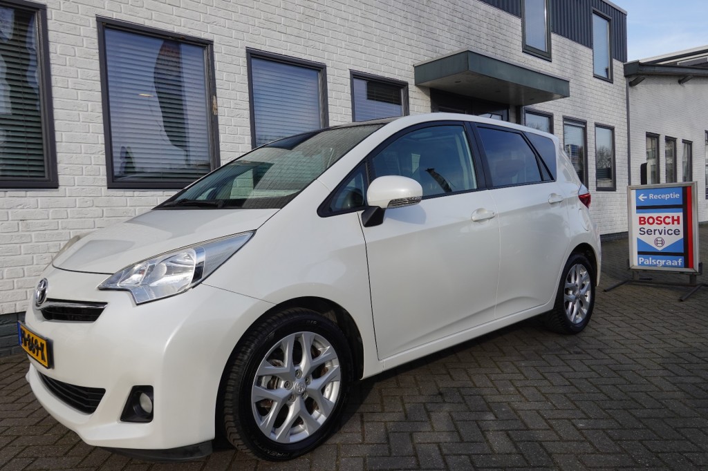 TOYOTA Verso-s 1.3 VVT-I Aspiration Cruise Panorama Trekhaak Hoogzitter