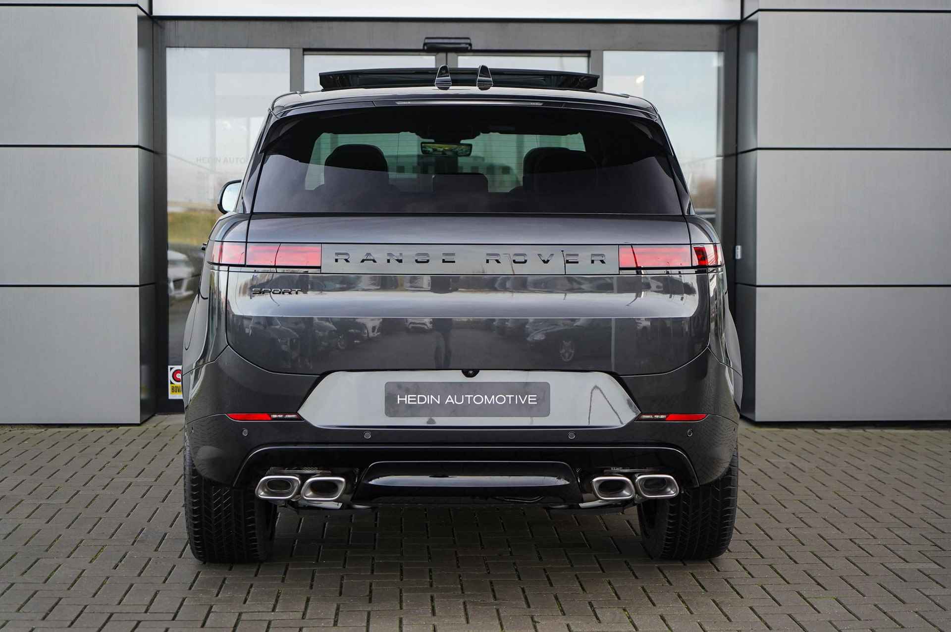 Land Rover Range Rover Sport 4.4 P530 V8 Autobiography | Rear Seat Entertaiment | Cloud Interior |  Gloss Black | Towing Pack | - 5/34