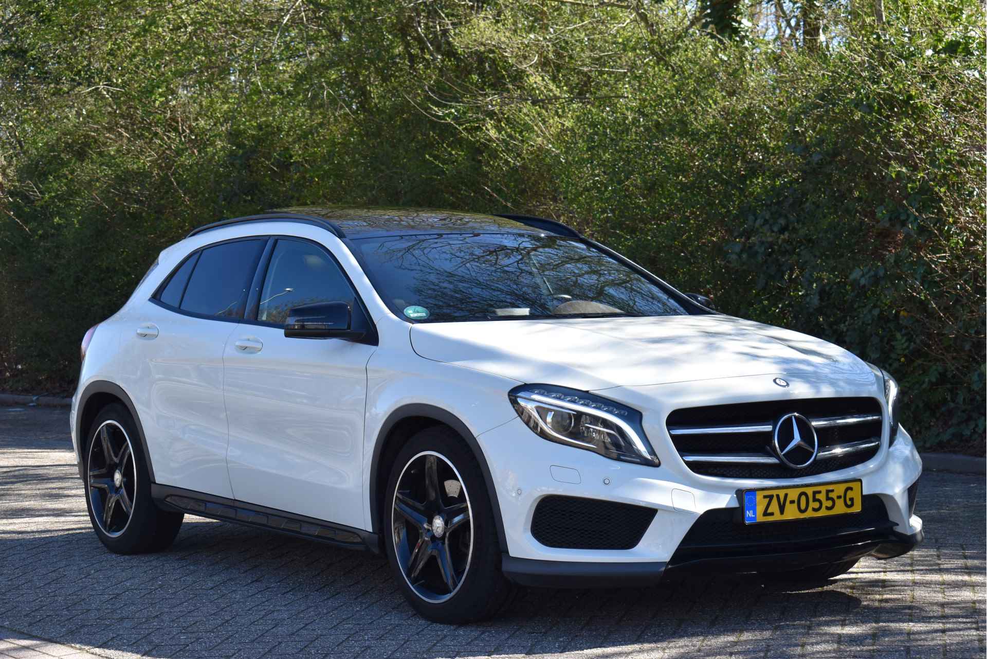 Mercedes-Benz GLA 250 Prestige AMG | Open dak | Harman/Kardon | Elekt.stoelen memory | Leder | Nav | LED / Xenon - 7/64