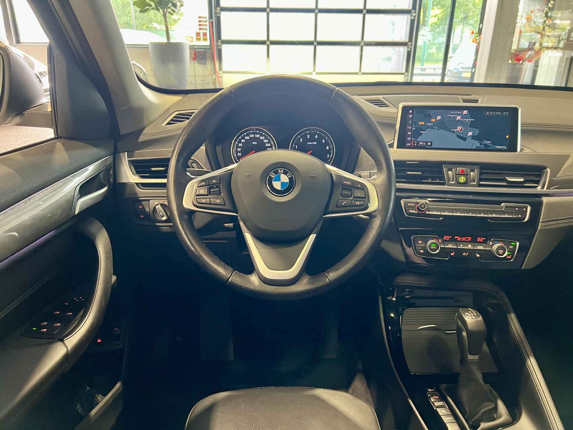 BMW X1 xDrive25e X-Line Panorama | Camera | Trekhaak | Carplay - 4/51