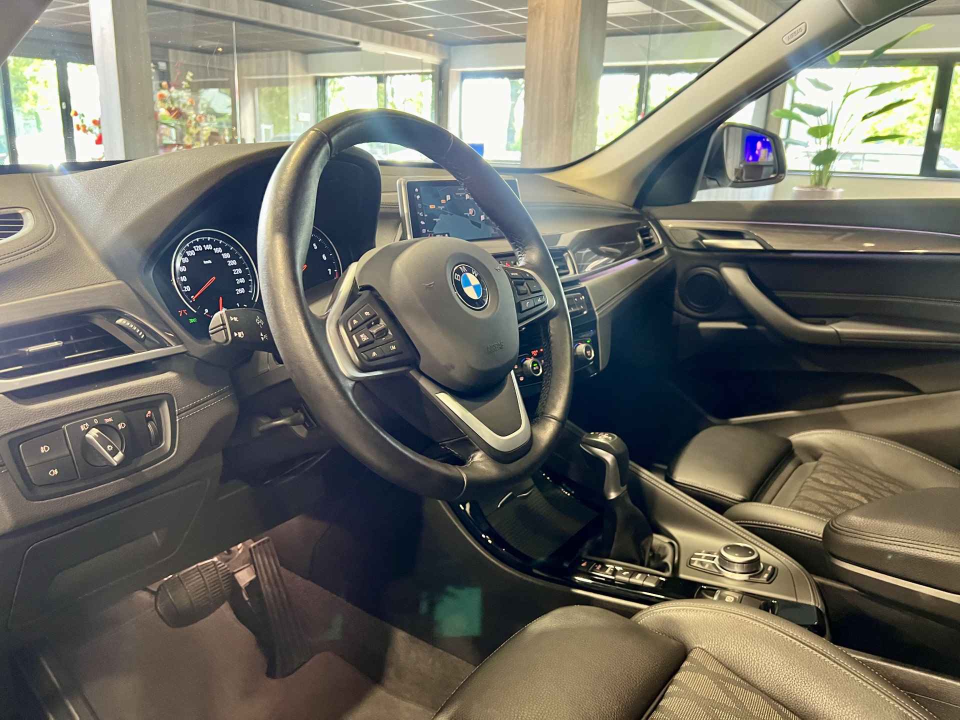 BMW X1 xDrive25e X-Line Panorama | Camera | Trekhaak | Carplay - 19/51