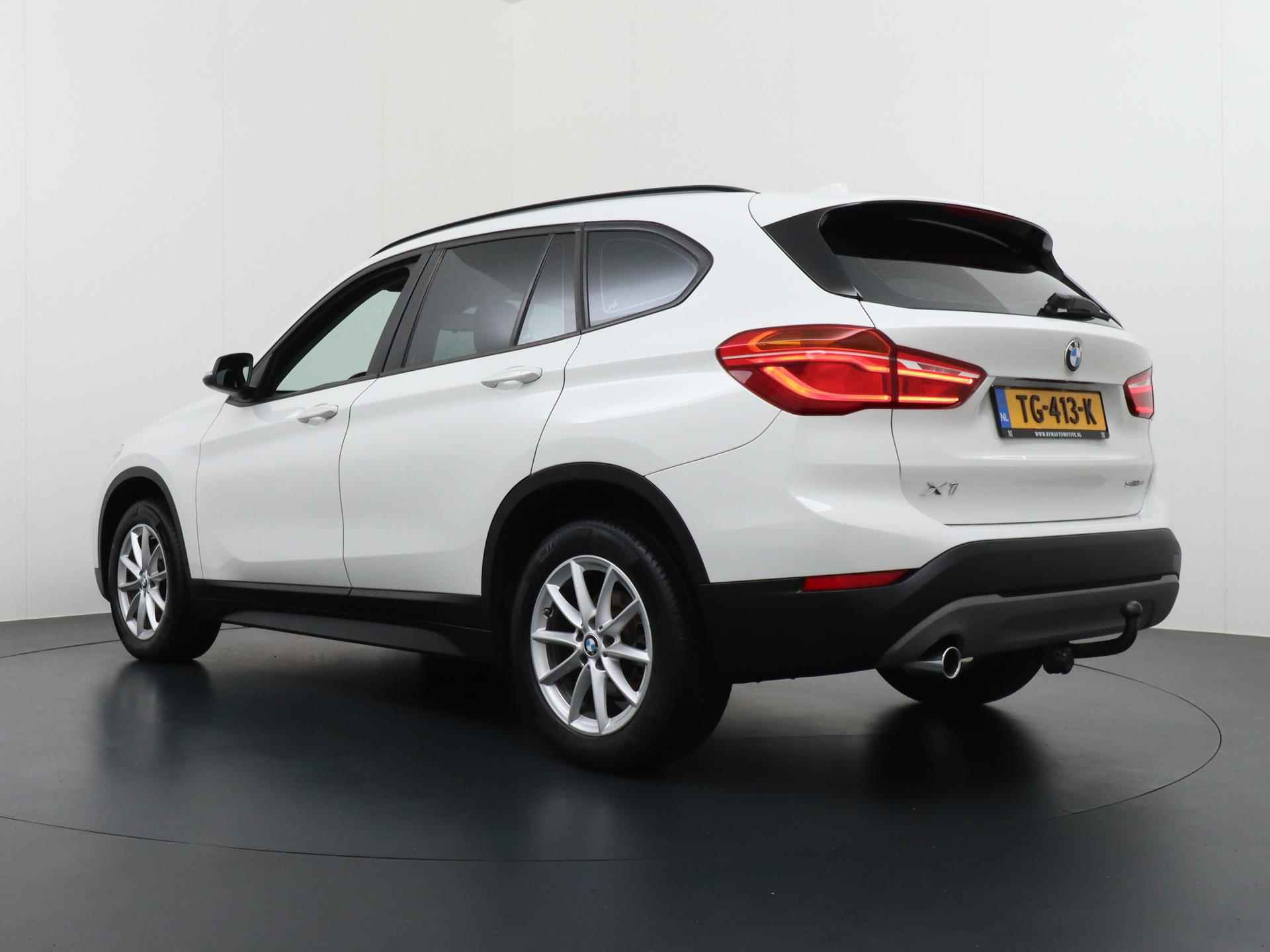 BMW X1 SDrive18i Executive | ORIG. NL. NAP KM. | TREKHAAK | RIJKLAARPRIJS INCL. 12 MND. BOVAGGARANTIE - 6/48