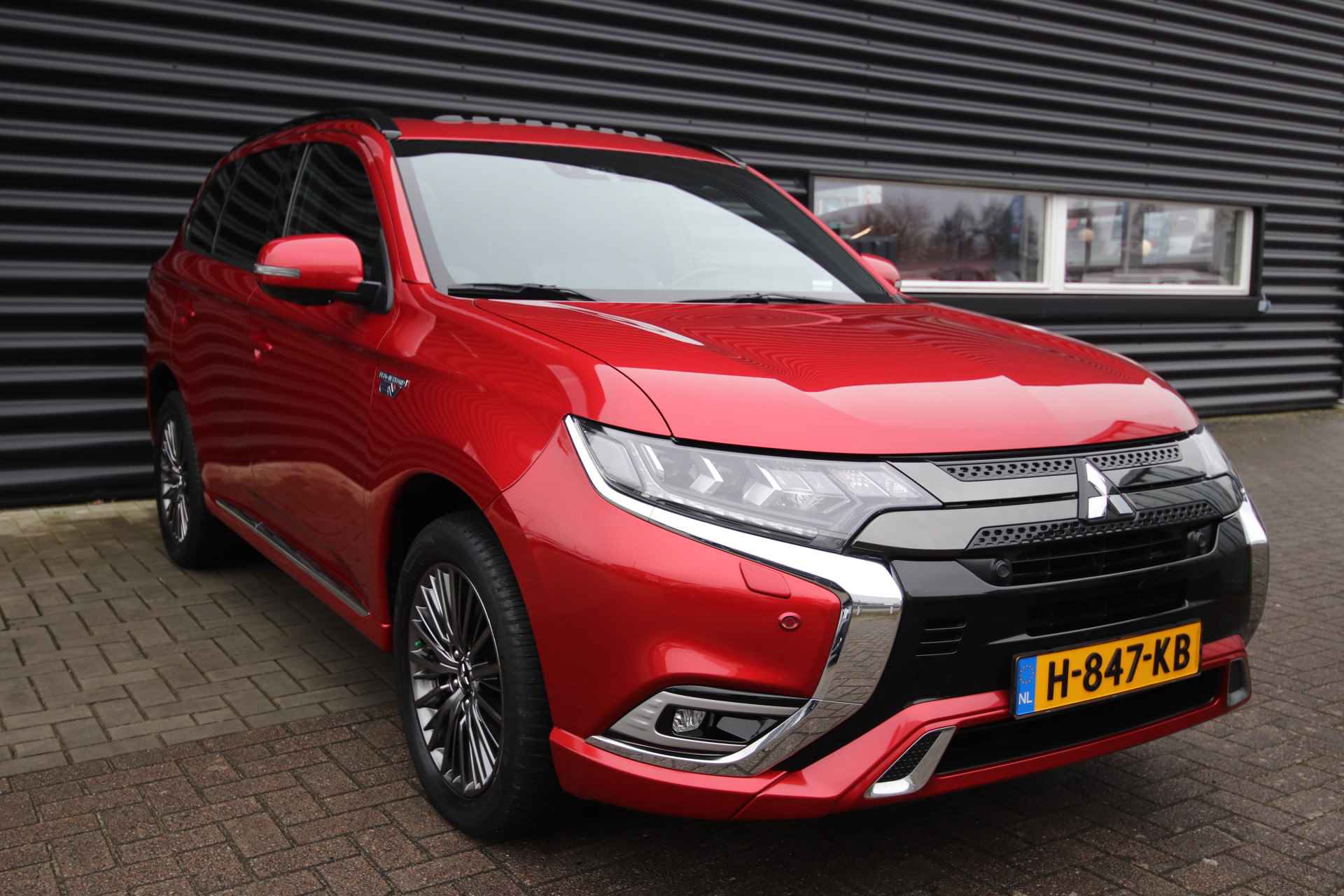 Mitsubishi Outlander 2.4 PHEV S-Edition NL-Auto, Opendak, 1e eigenaar - 46/86