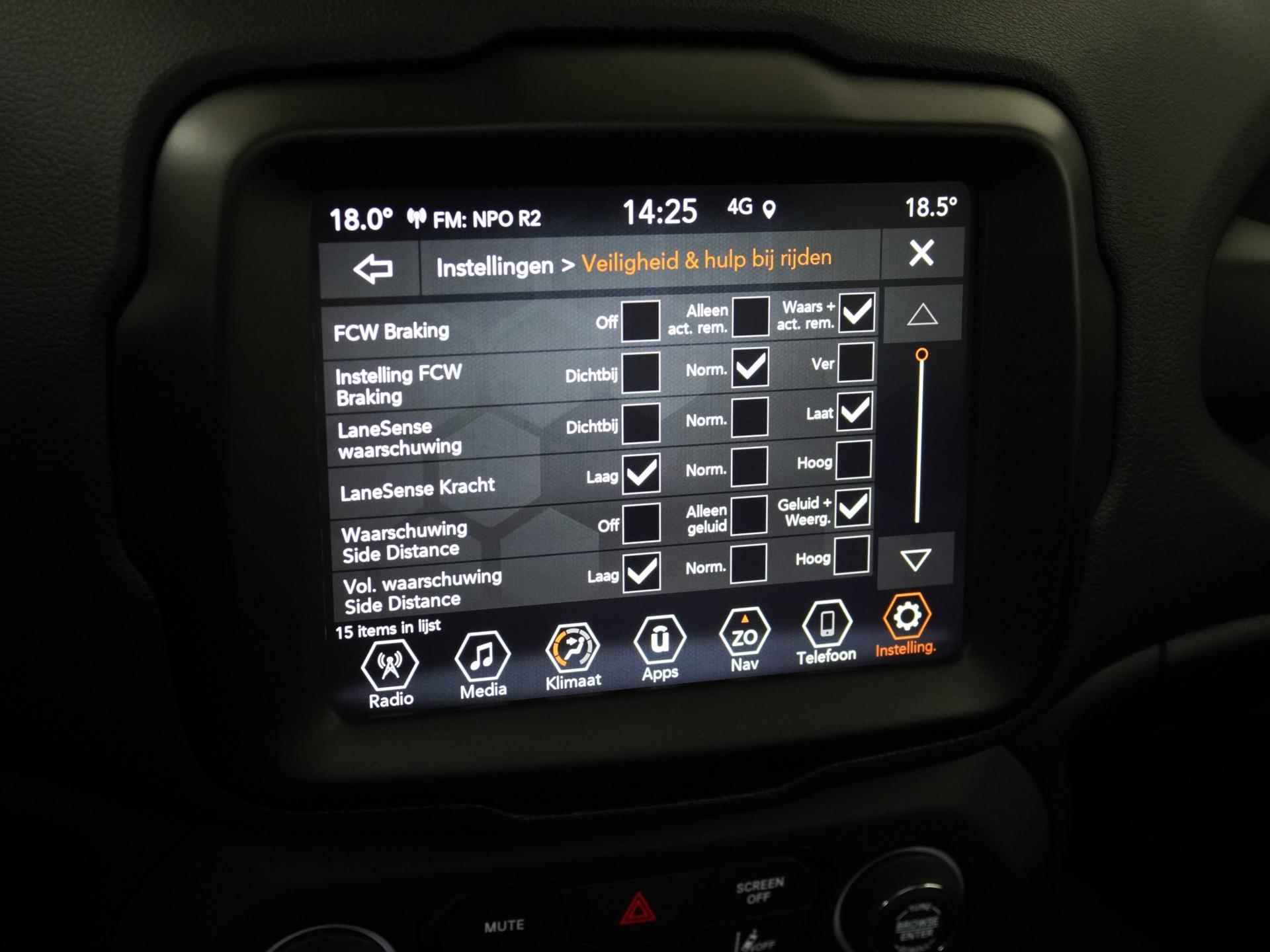 Jeep Renegade 4xe 240 Plug-in Hybrid S | Panoramadak | Leder | Adapt. Cruise | Zondag Open! - 35/41