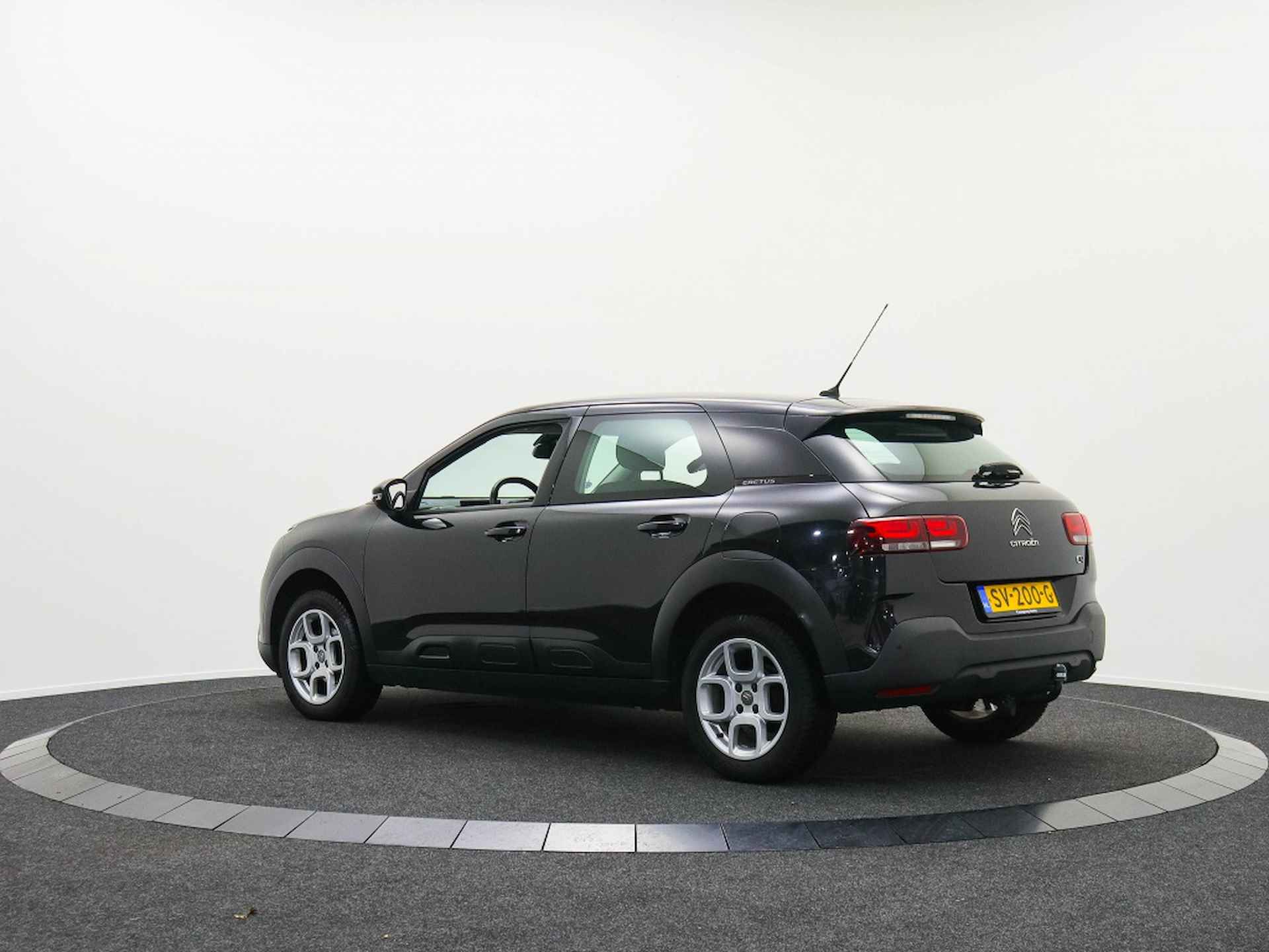 Citroen C4 Cactus 1.2 PT Business | Navigatie | Trekhaak | 4-seizoenbanden - 2/37