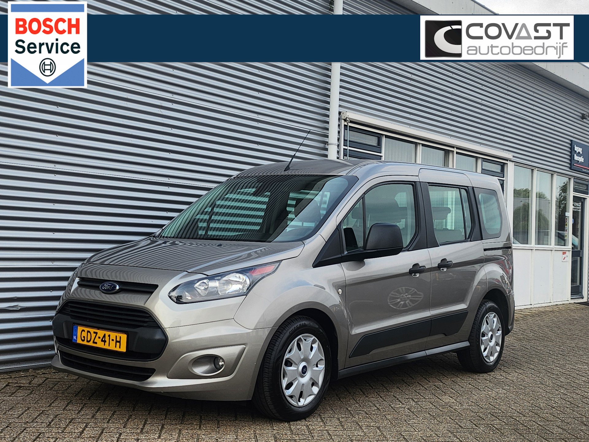 Ford Tourneo Connect Compact 1.0 Dab+ | Camera | Trekhaak |