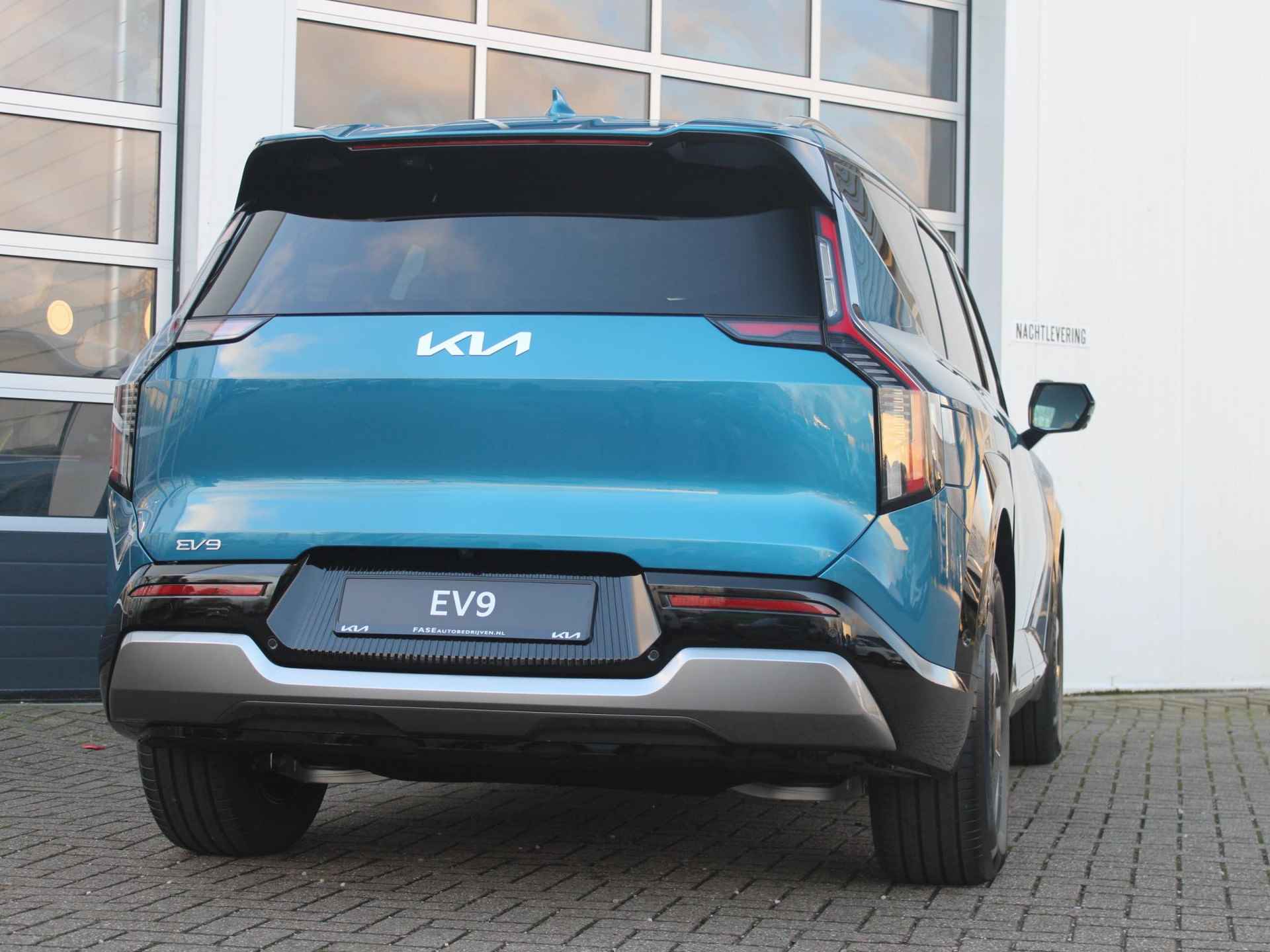 Kia EV9 Launch Edition GT-Line AWD 99.8 kWh | Direct Beschikbaar | Clima | Navi | 7-Pers. | Adapt. Cruise | 21" | Head-Up | Stoel-/Stuurverwarming | Premium Audio | Schuif-/kanteldak - 7/42