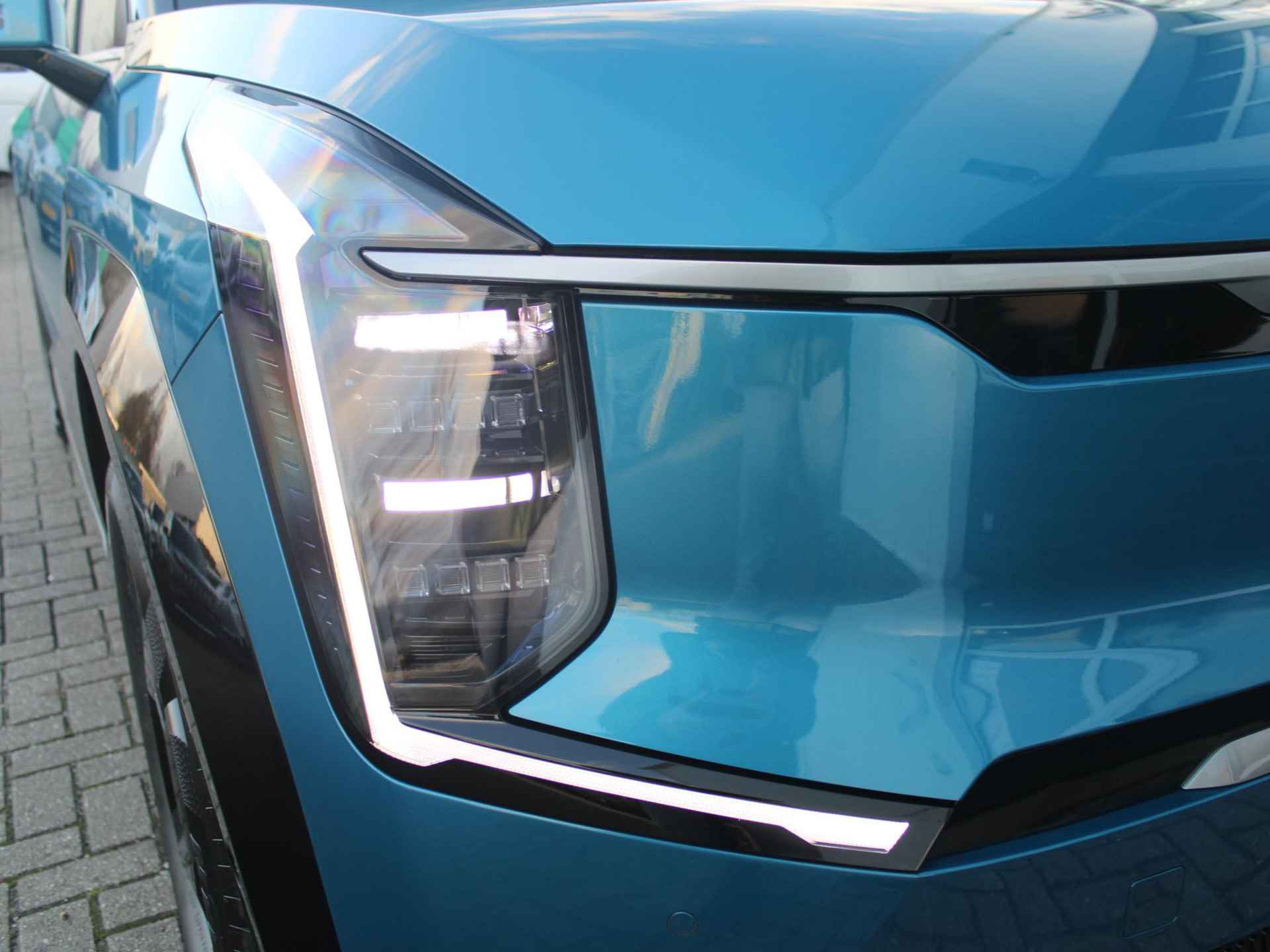 Kia EV9 Launch Edition GT-Line AWD 99.8 kWh | Direct Beschikbaar | Clima | Navi | 7-Pers. | Adapt. Cruise | 21" | Head-Up | Stoel-/Stuurverwarming | Premium Audio | Schuif-/kanteldak - 10/42