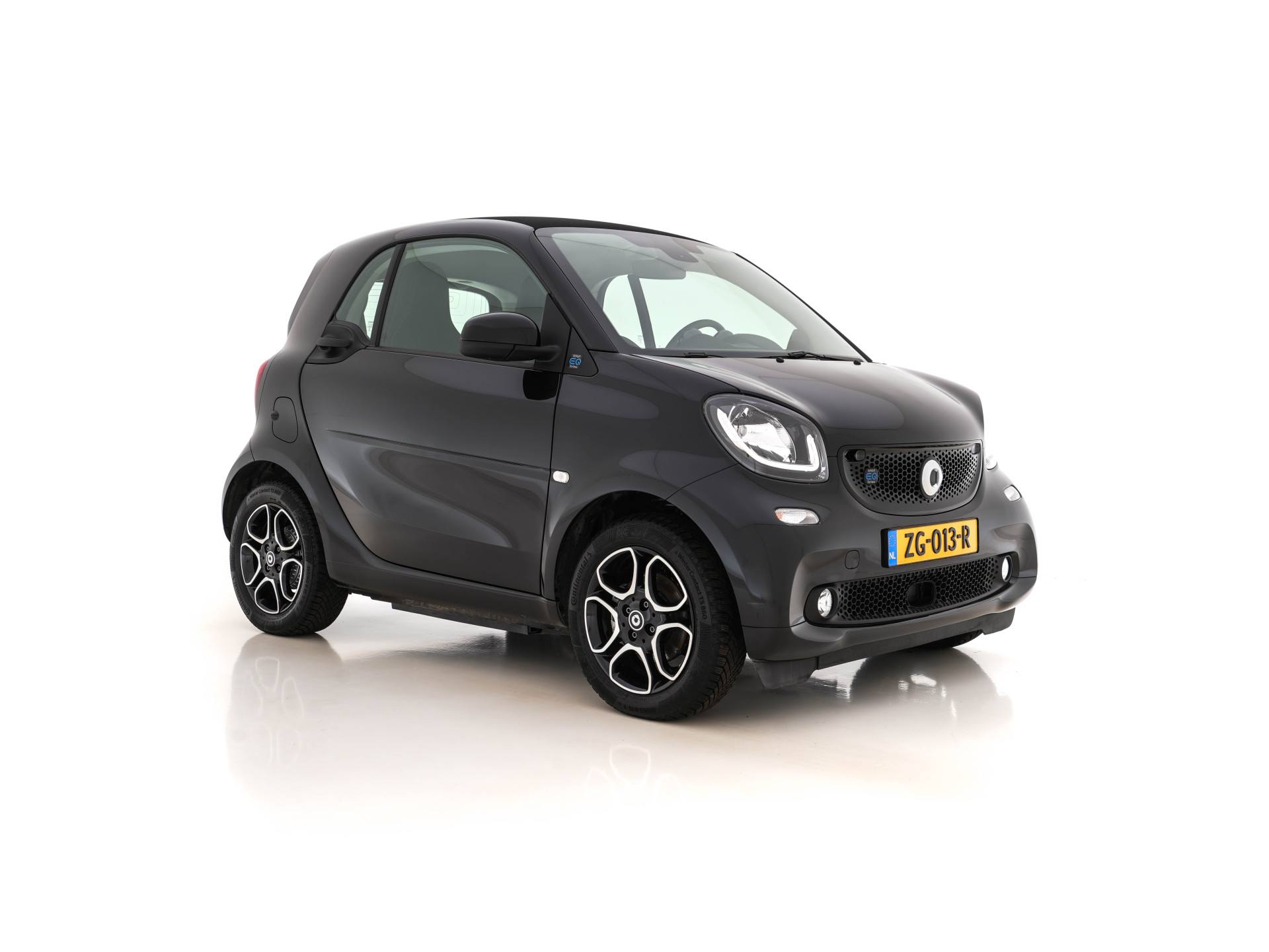 Smart Fortwo EQ Comfort PLUS 18 kWh [ 3-Fase ] (INCL-BTW) *NAVI-FULLMAP | VOLLEDER | AIRCO | AMBIENT-LIGHT | PDC | CRUISE | SPORT-SEATS  | 15''ALU*