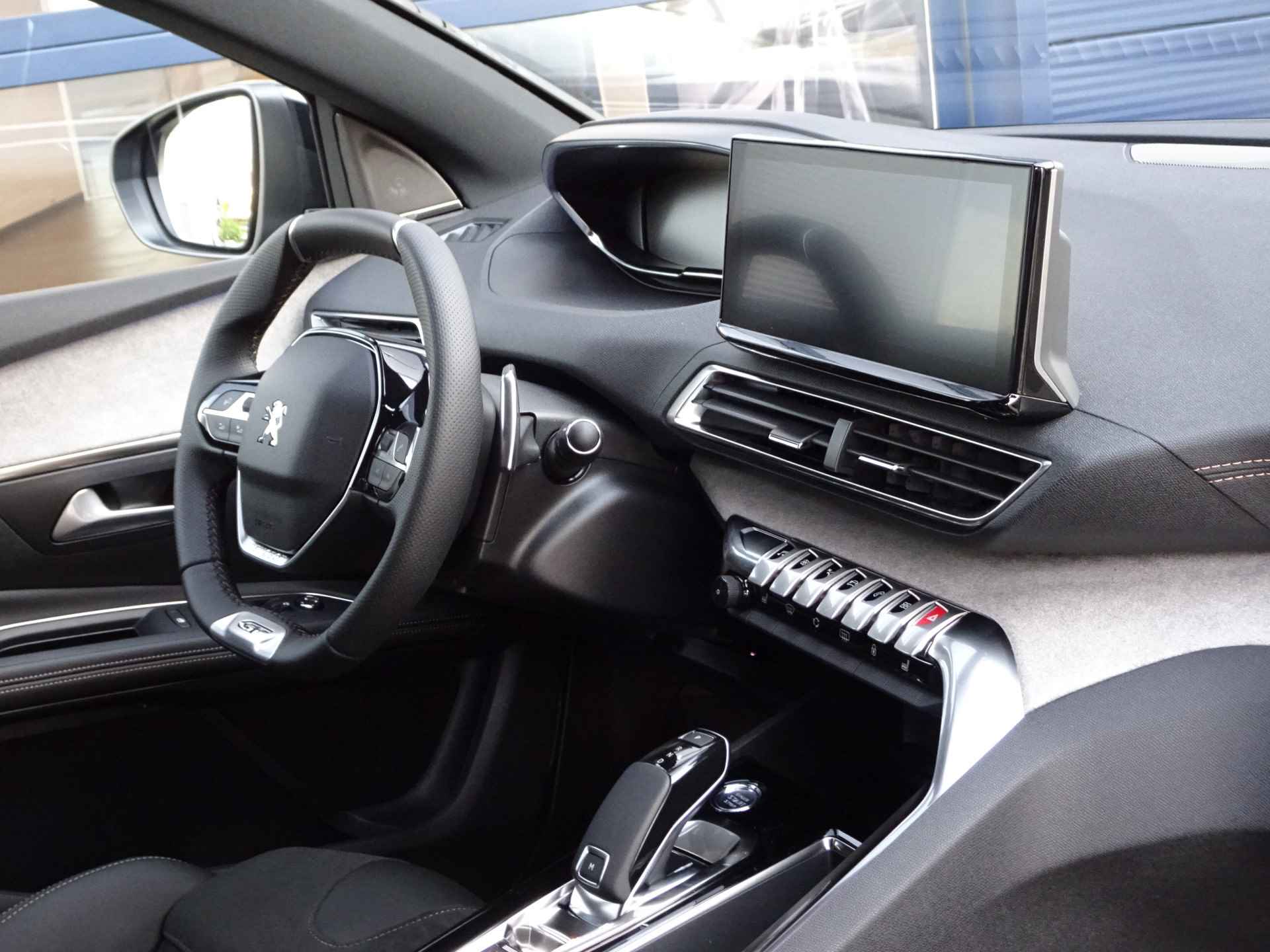 Peugeot 5008 1.2 PureTech GT AUTOMAAT |  Panoramadak | Navigatie | Comfort Pack - 49/59