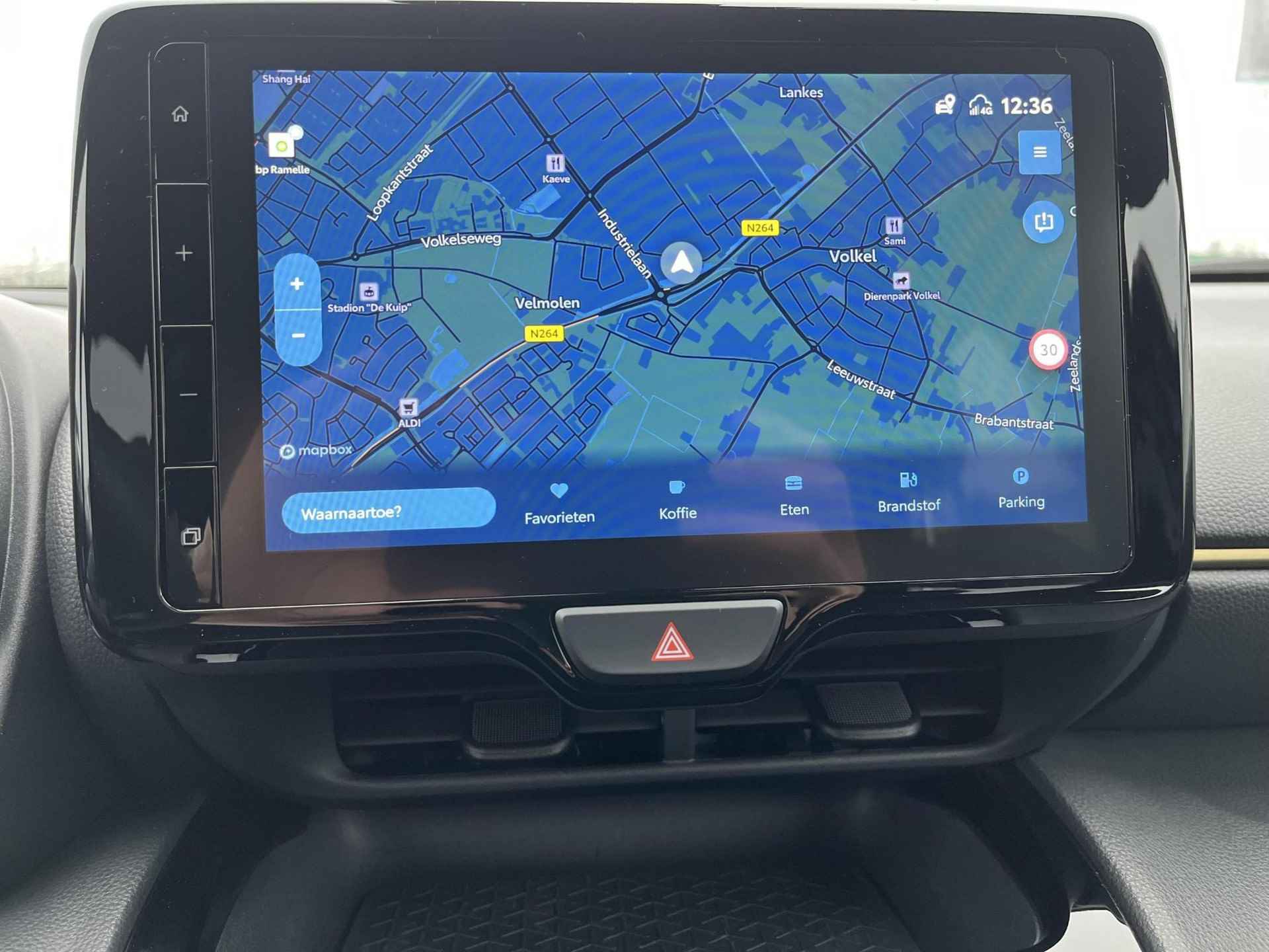 Toyota Yaris Cross 1.5 Hybrid Executive AWD | Navigatie | Apple CarPlay/Android auto | Achteruitrijcamera | Head-up display | Elektrische achterklep - 17/31