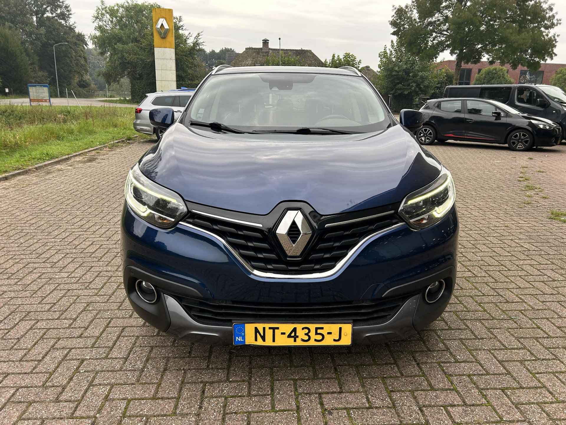 Renault Kadjar 1.2 TCe 130 EDC Intens | 2e eigenaar + dealer onderhouden! | Navi | Clima | Cruise | LM velgen 17" | PDC V+A + Camera - 4/24