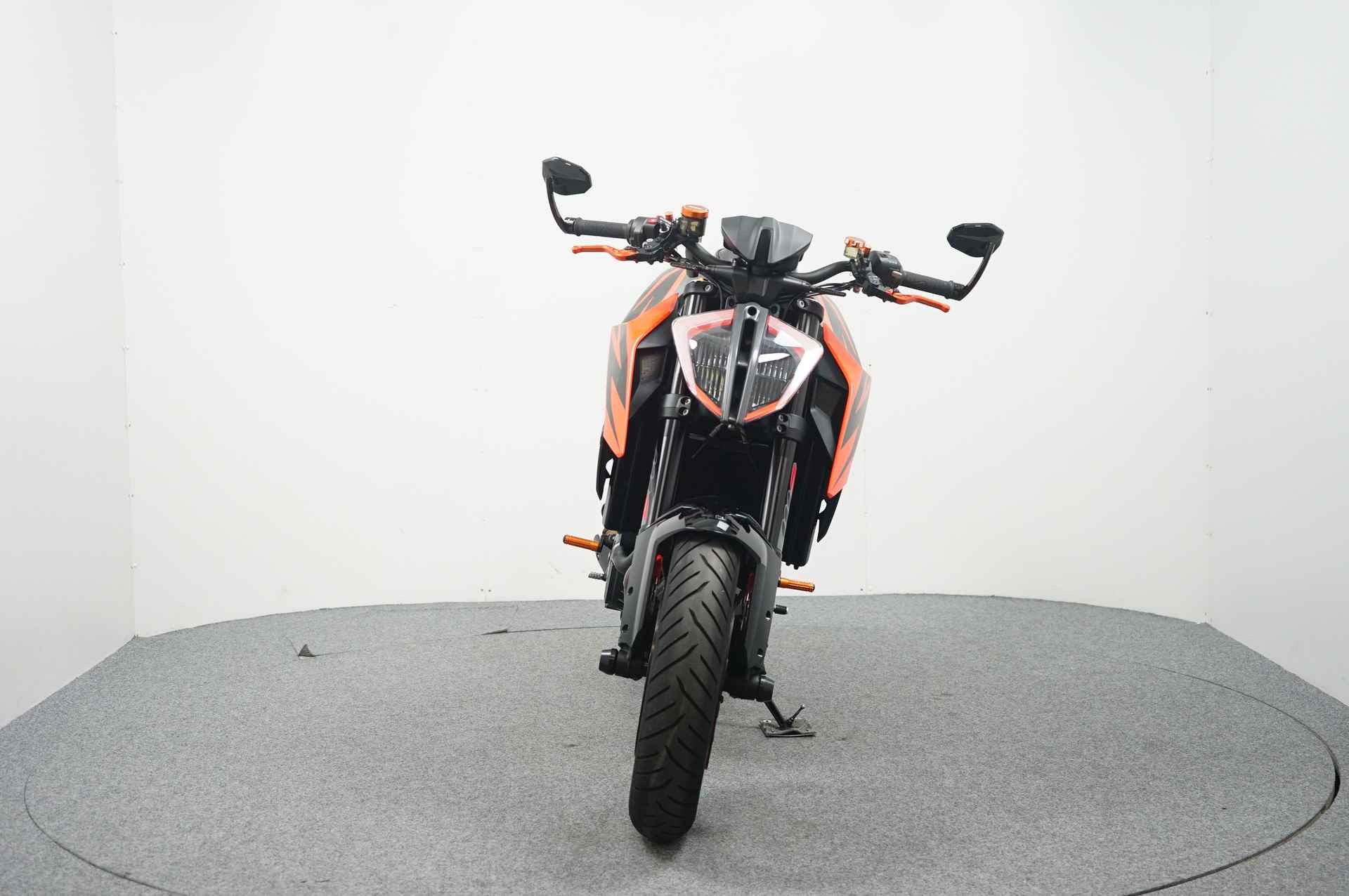 KTM 1290 SUPER DUKE R - 3/20