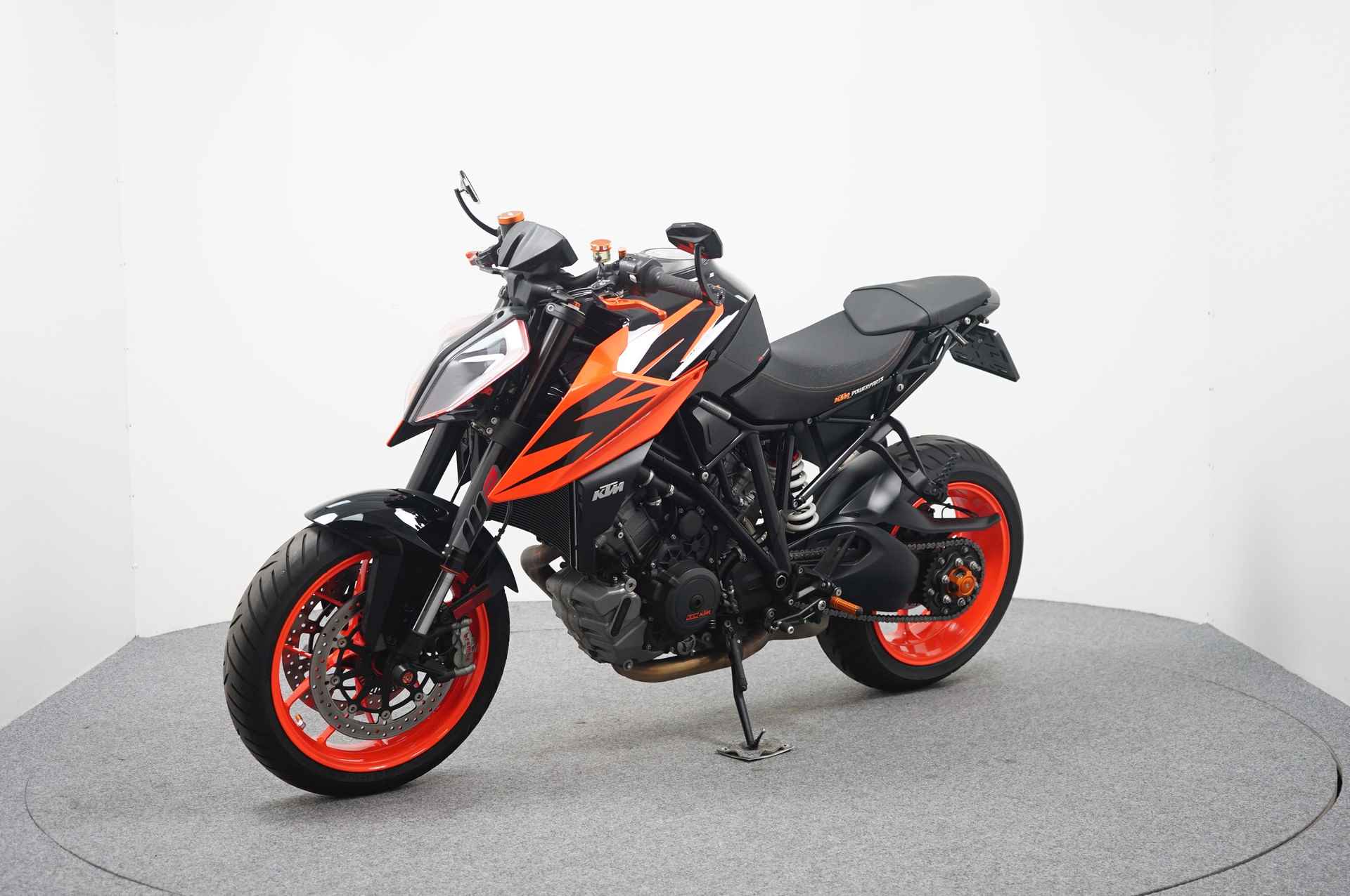 KTM 1290 SUPER DUKE R - 4/20