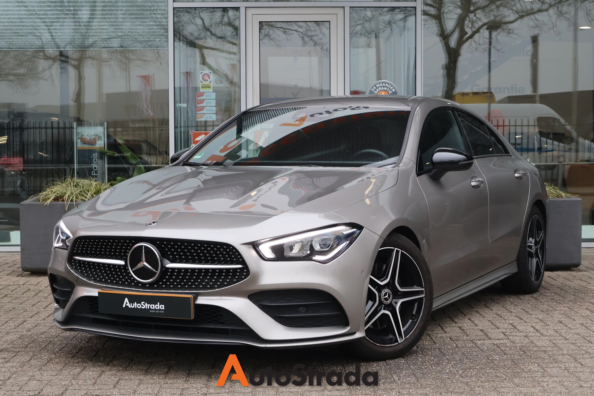 Mercedes CLA Coupé 200 AMG-Line 163pk 7G-DCT | LED | Camera | Stoelverwarming | Sfeer | Navi | Virtual |