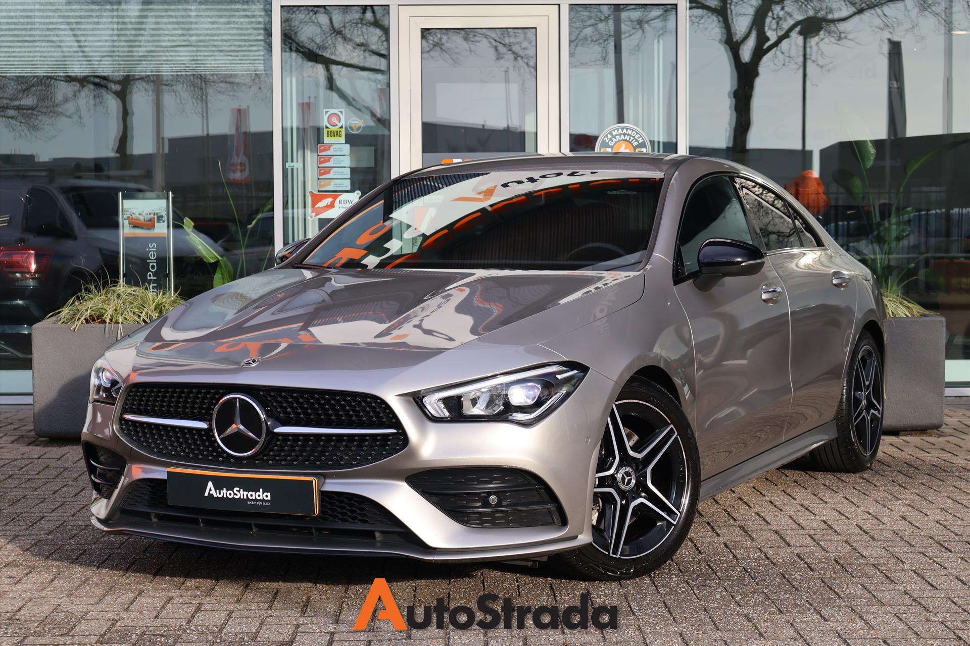 Mercedes CLA Coupé 200 AMG-Line 163pk 7G-DCT | LED | Camera | Stoelverwarming | Sfeer | Navi | Virtual |