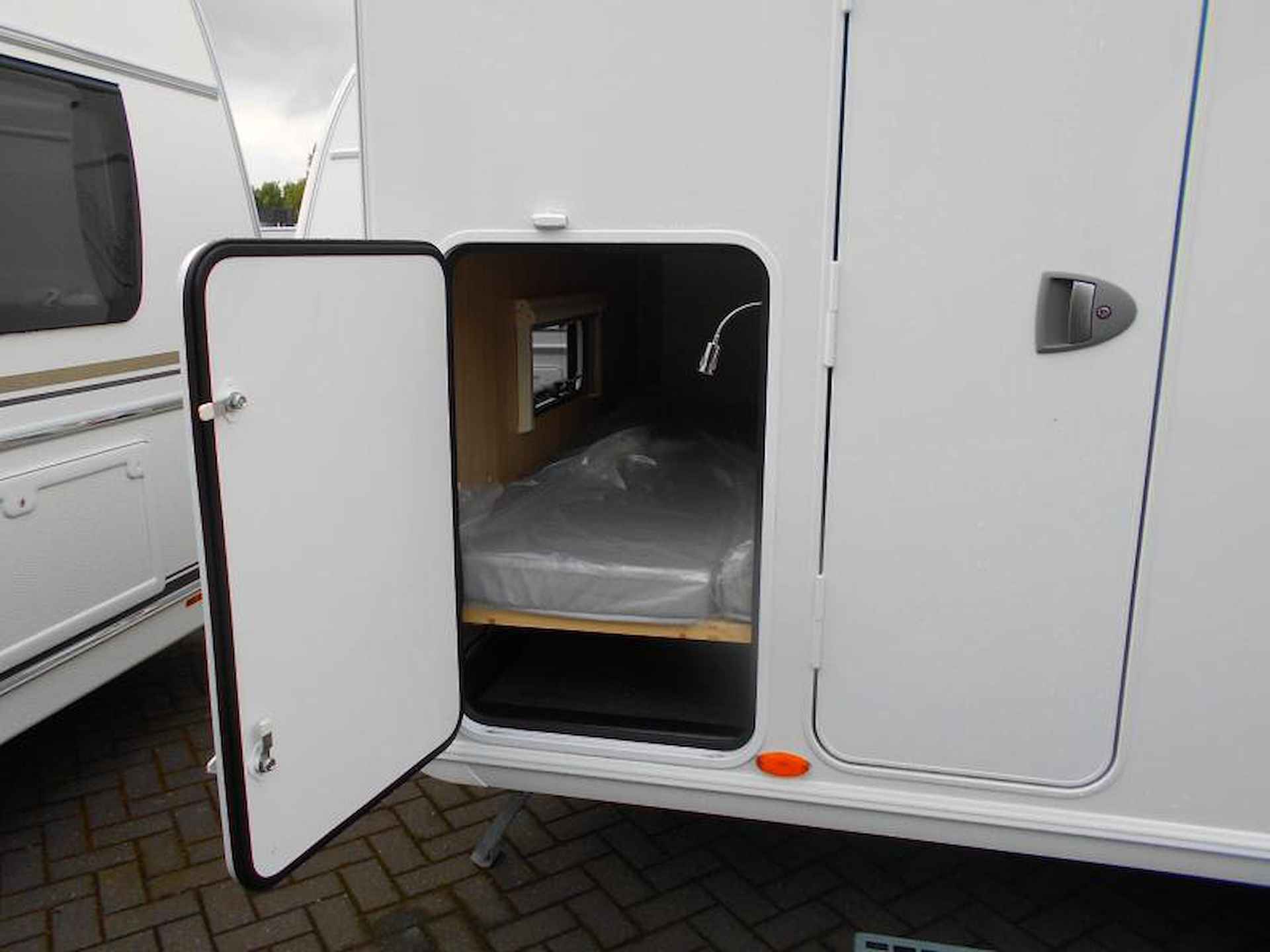 Caravelair Alba Family 426 pack Cosy,Safety,kachel - 10/10