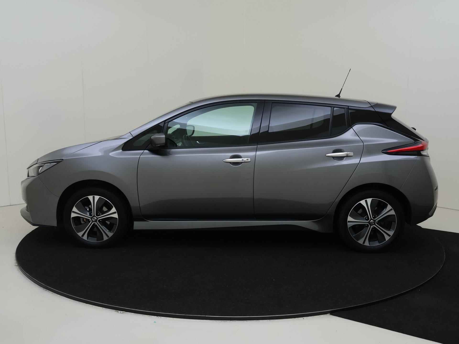 Nissan LEAF e+ N-Connecta 62 kWh - 2/31