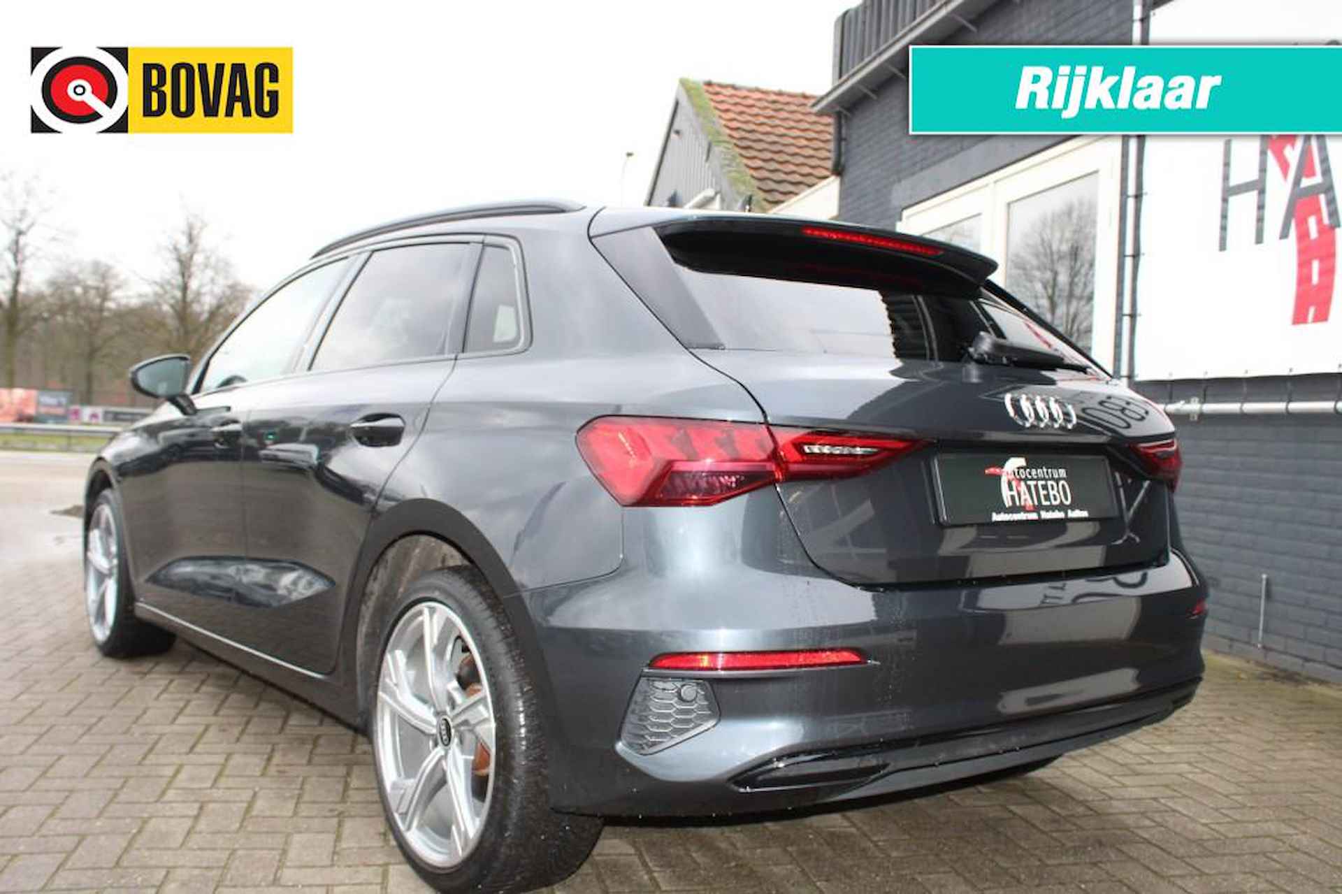 AUDI A3 40TFSI-E 2 x S-Line Matrix Virtual LED Navi Apple Cam.18LM - 2/37