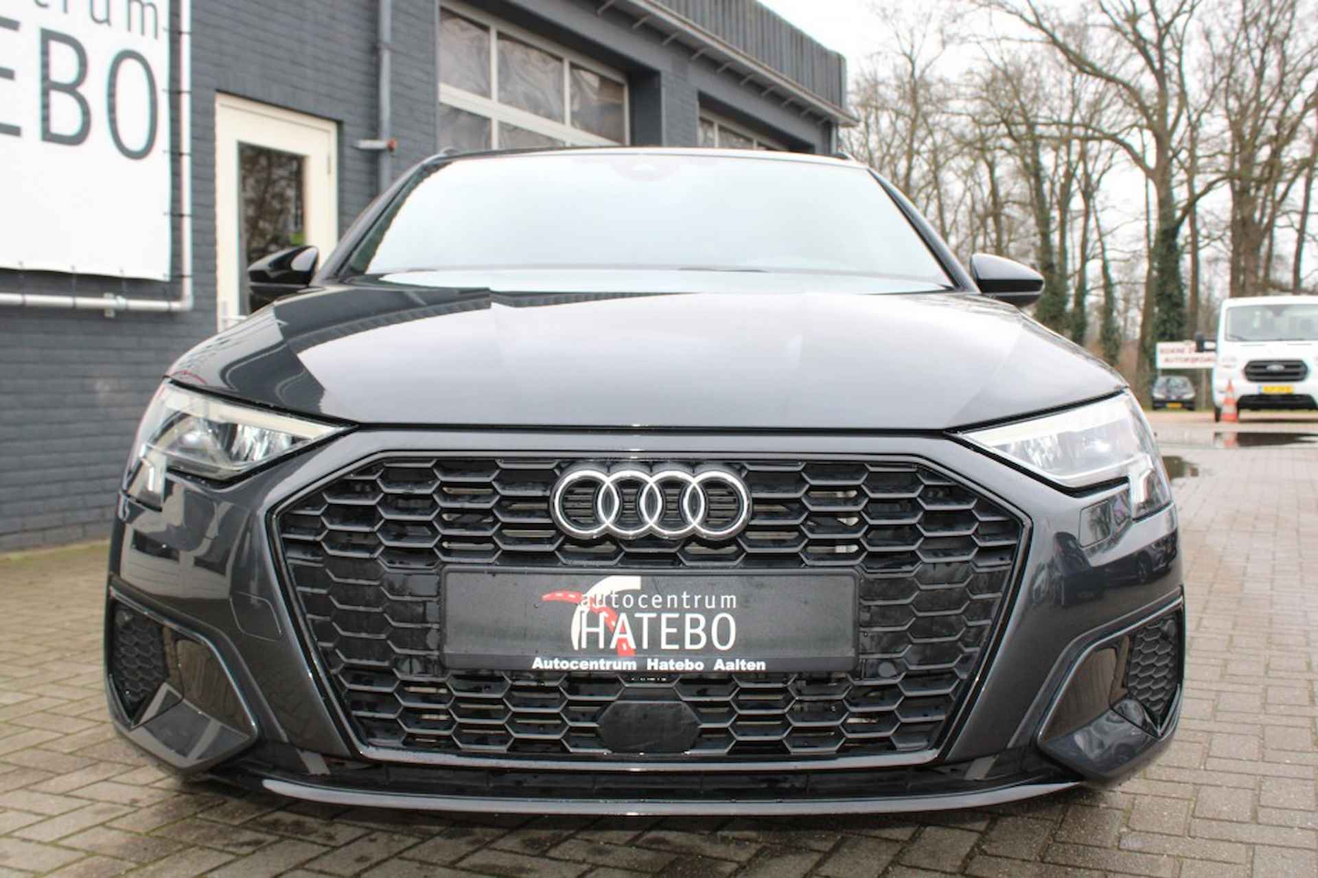 AUDI A3 40TFSI-E 2 x S-Line Matrix Virtual LED Navi Apple Cam.18LM - 6/37