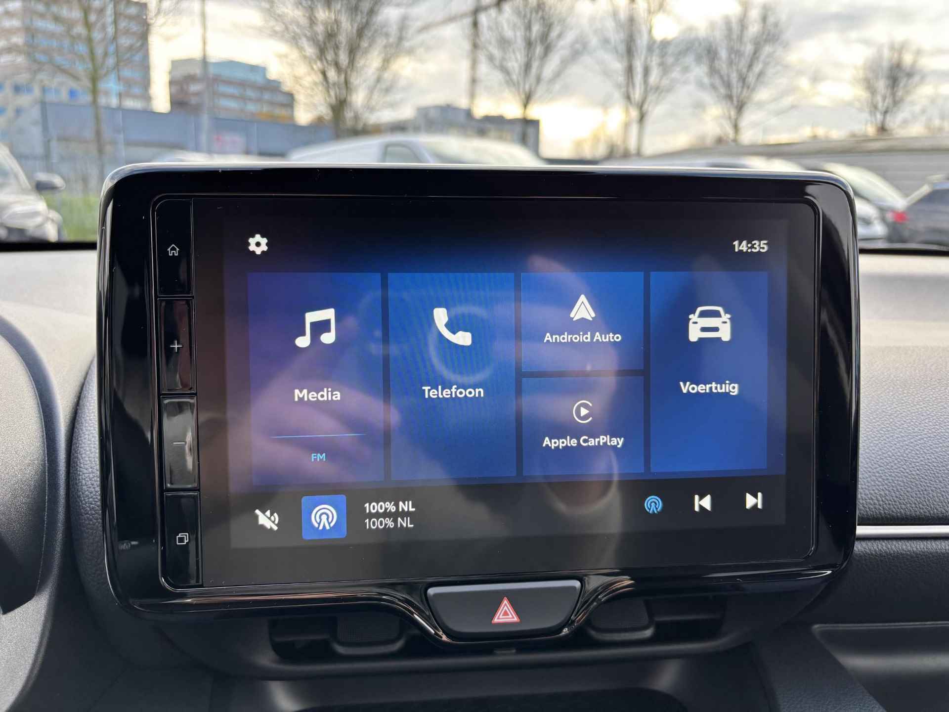 Toyota Yaris 1.5 Hybrid 115 First Edition Limited Stuurverwarming, Stoelverwarming, Apple Carplay Android Auto, Camera - 21/40