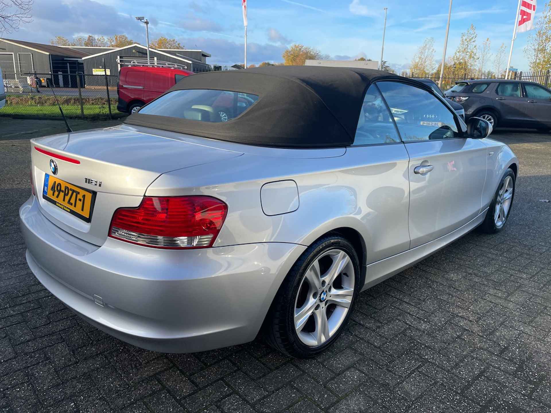 BMW 1 Serie Cabrio 118i Executive - 13/17