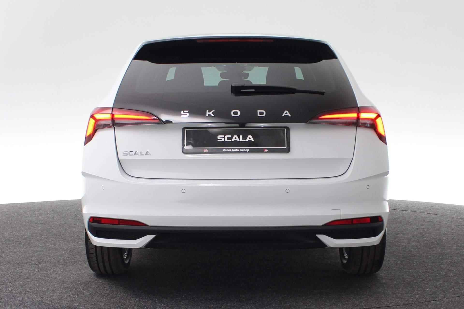Škoda Scala Business Edition (1)  1.0 85 kW / 115 pk TSI Hatchback 6 versn. Hand - 18/42