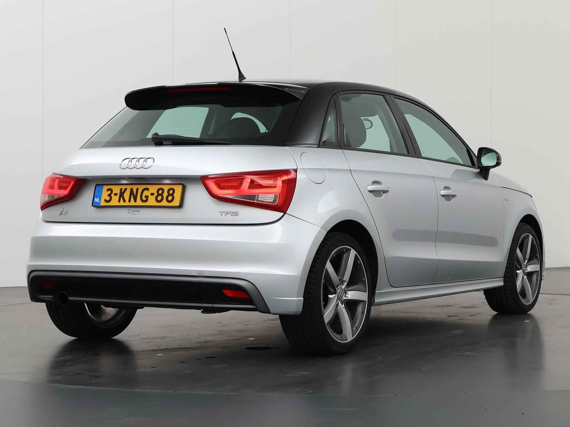 Audi A1 Sportback 1.2 TFSI Admired S-Line | Navigatie | Airco | Bluetooth | Cruise Control | - 3/42